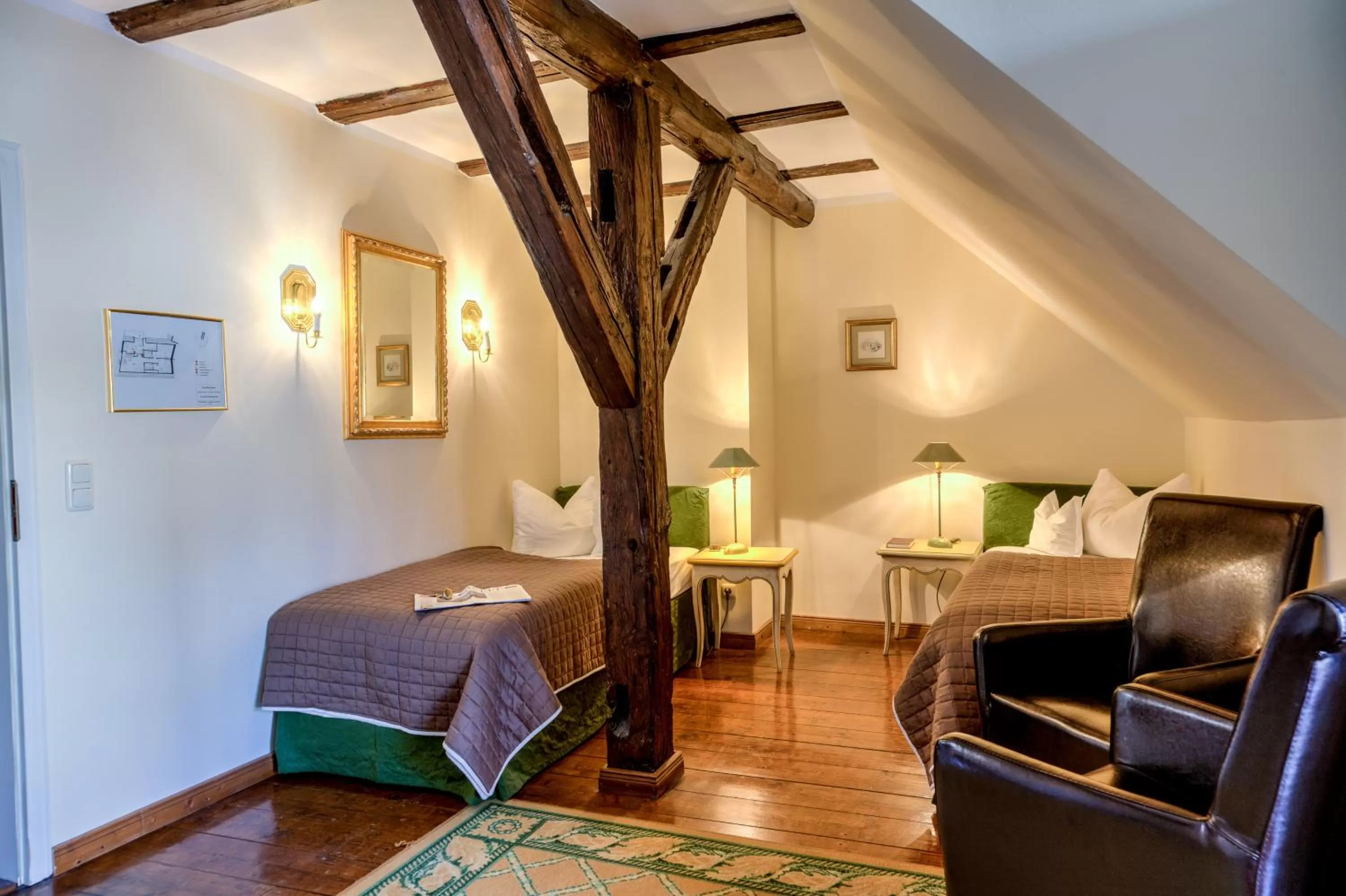 Photo of the whole room, Bed in Hotel Zum Bär