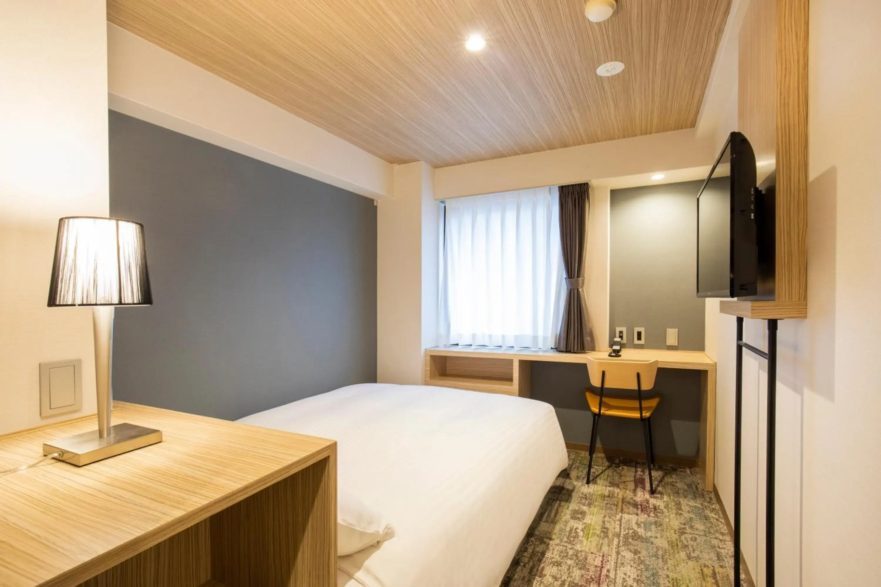Bed in Fukuoka Toei Hotel