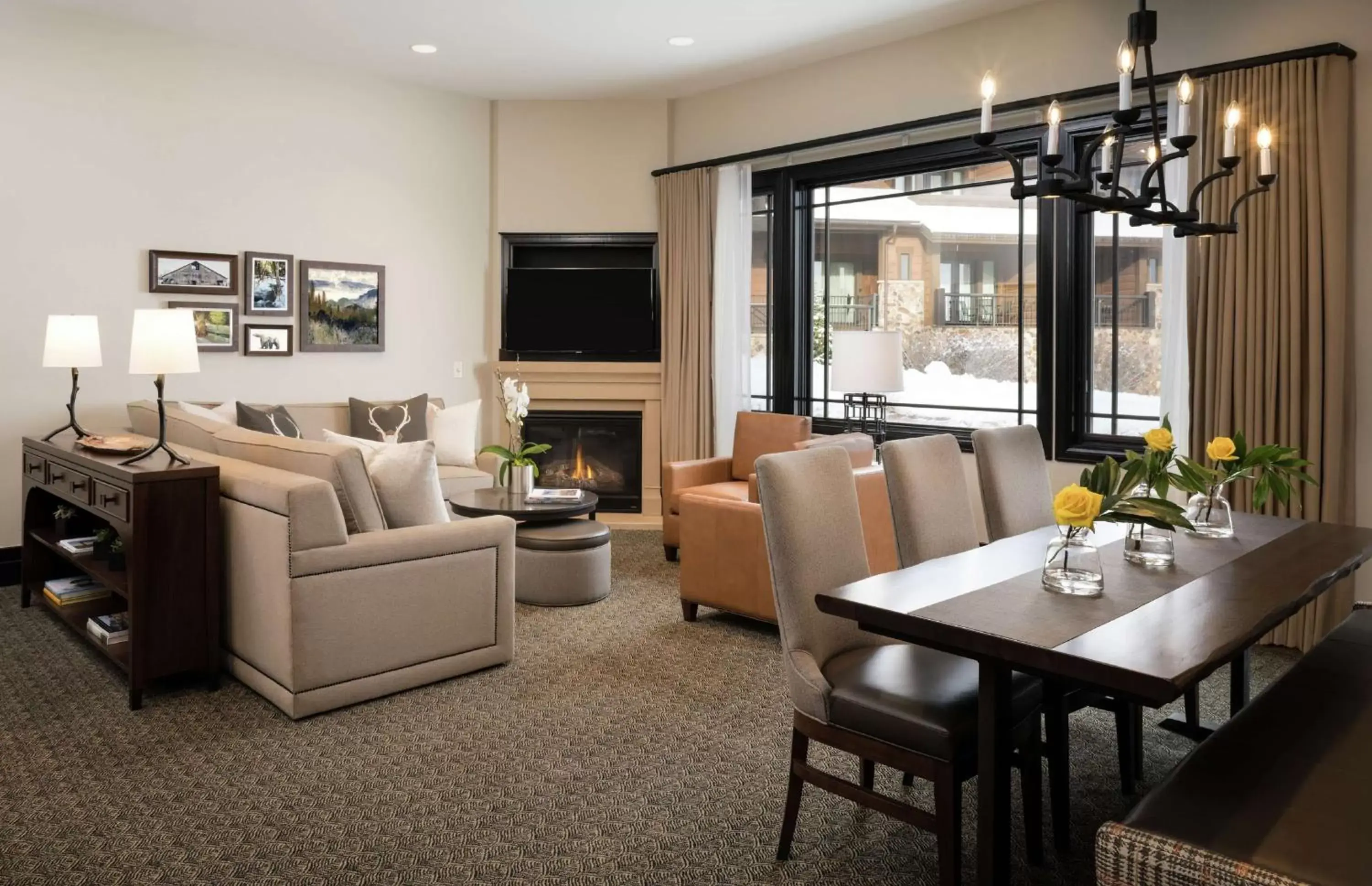 Living room, Seating Area in Waldorf Astoria Park City
