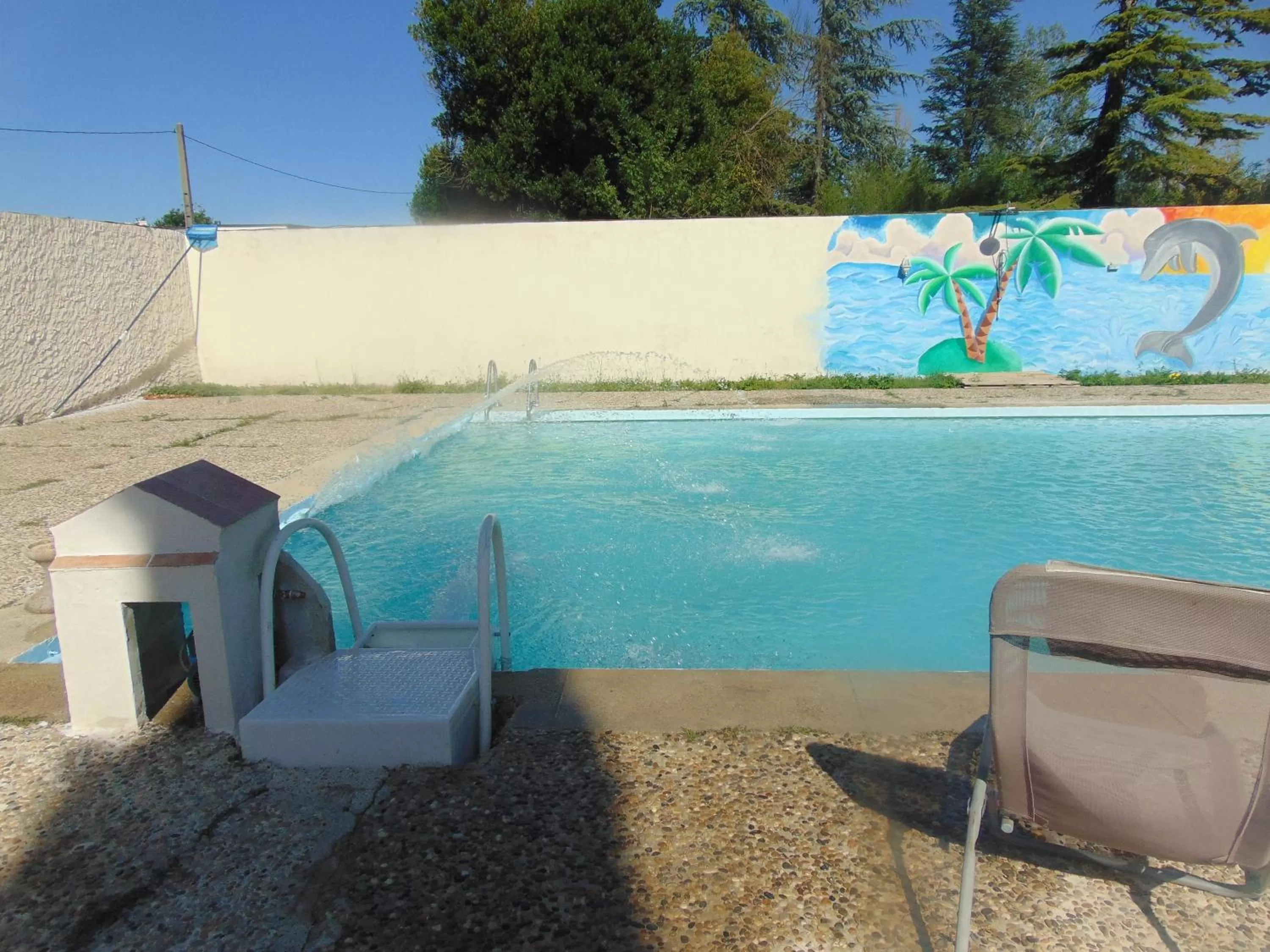 Swimming Pool in Le Relais de la RN7