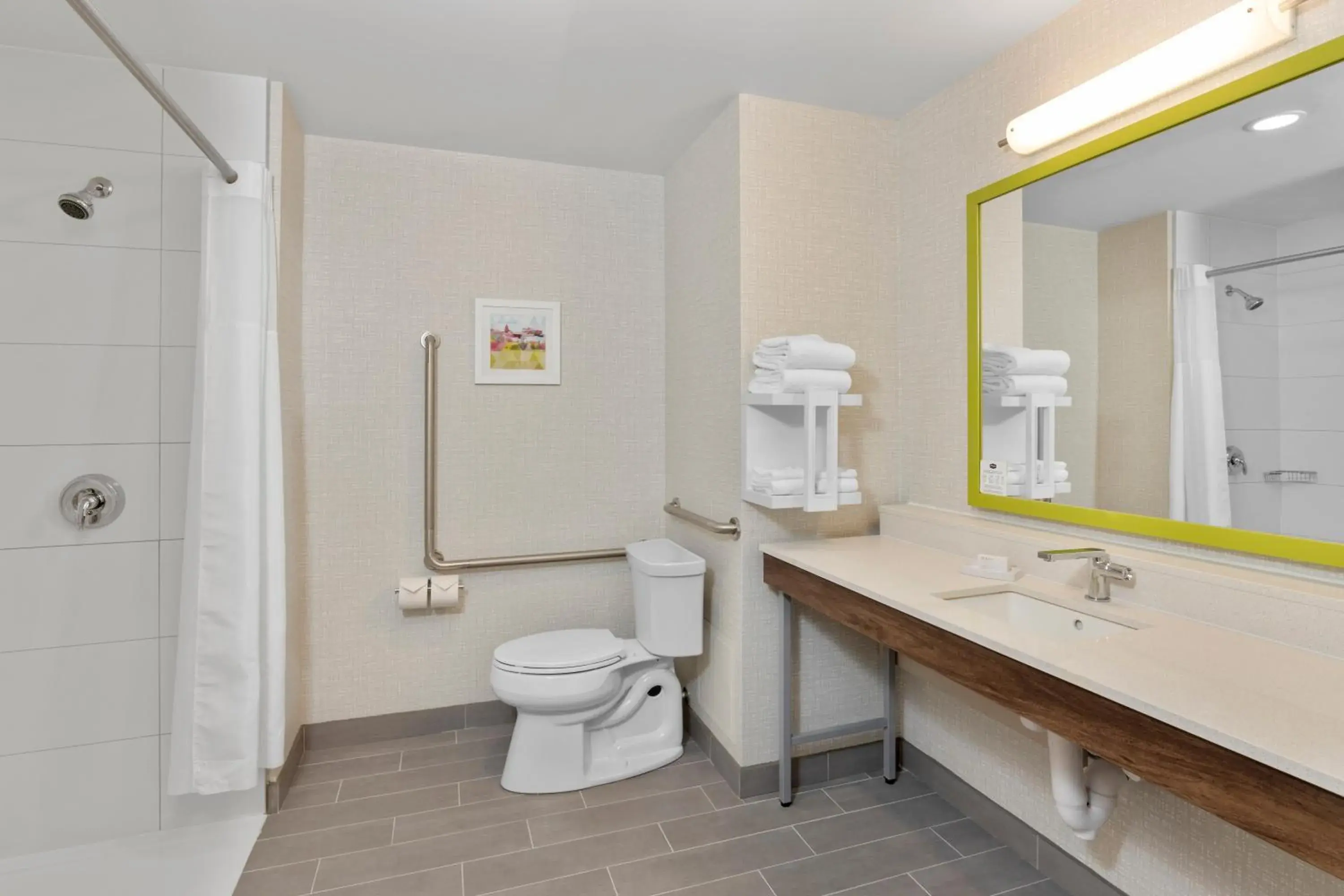 Shower, Bathroom in Hampton Inn By Hilton Cornwall