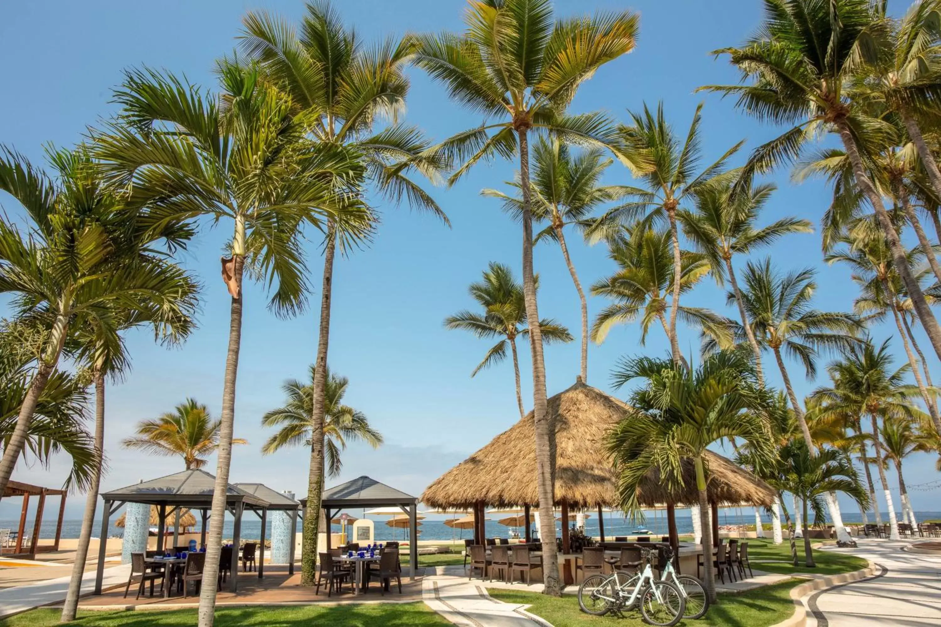 Restaurant/places to eat, Beach in The Westin Resort & Spa, Puerto Vallarta