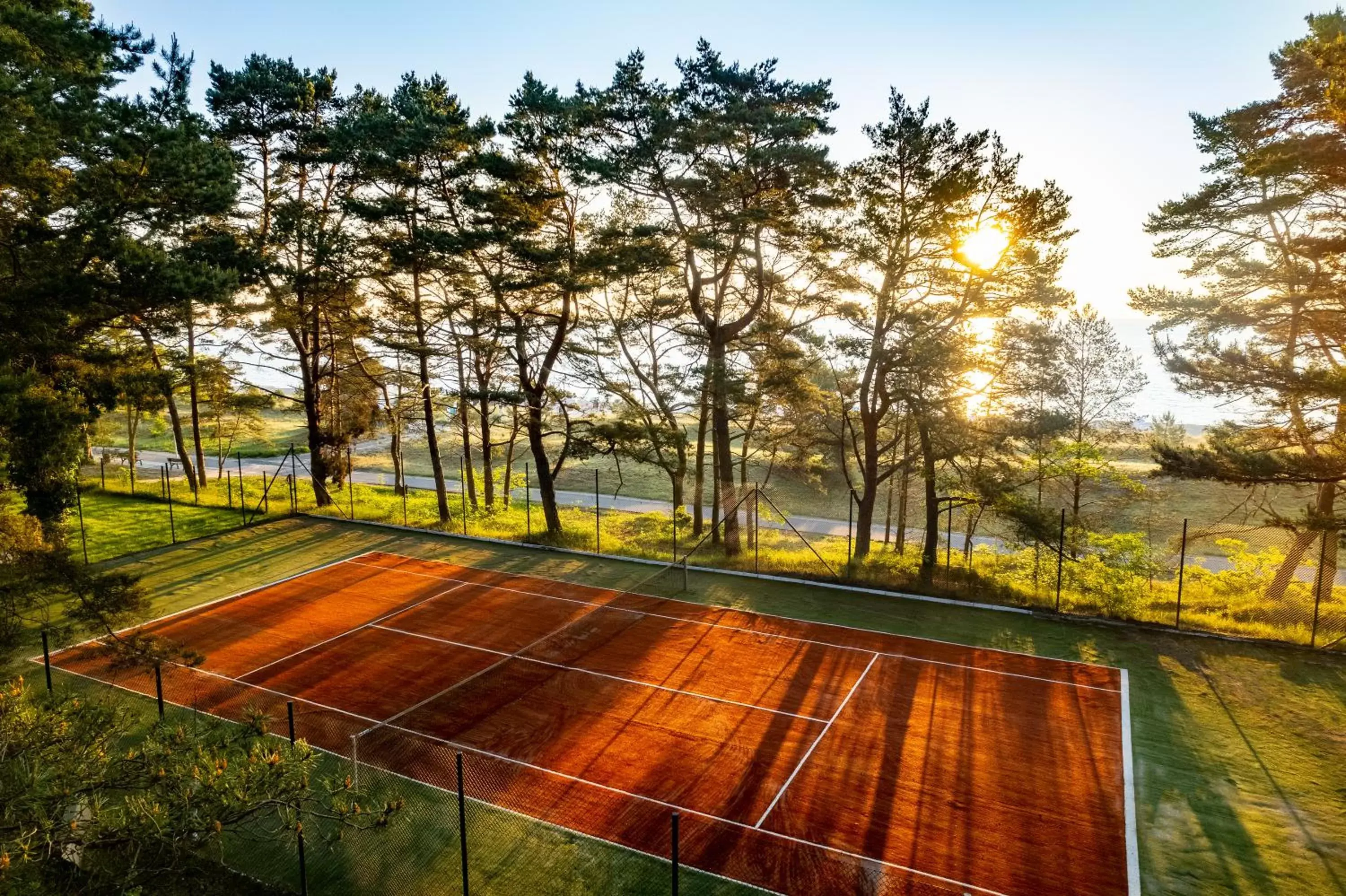 Tennis court in Cliff Hotel Rügen