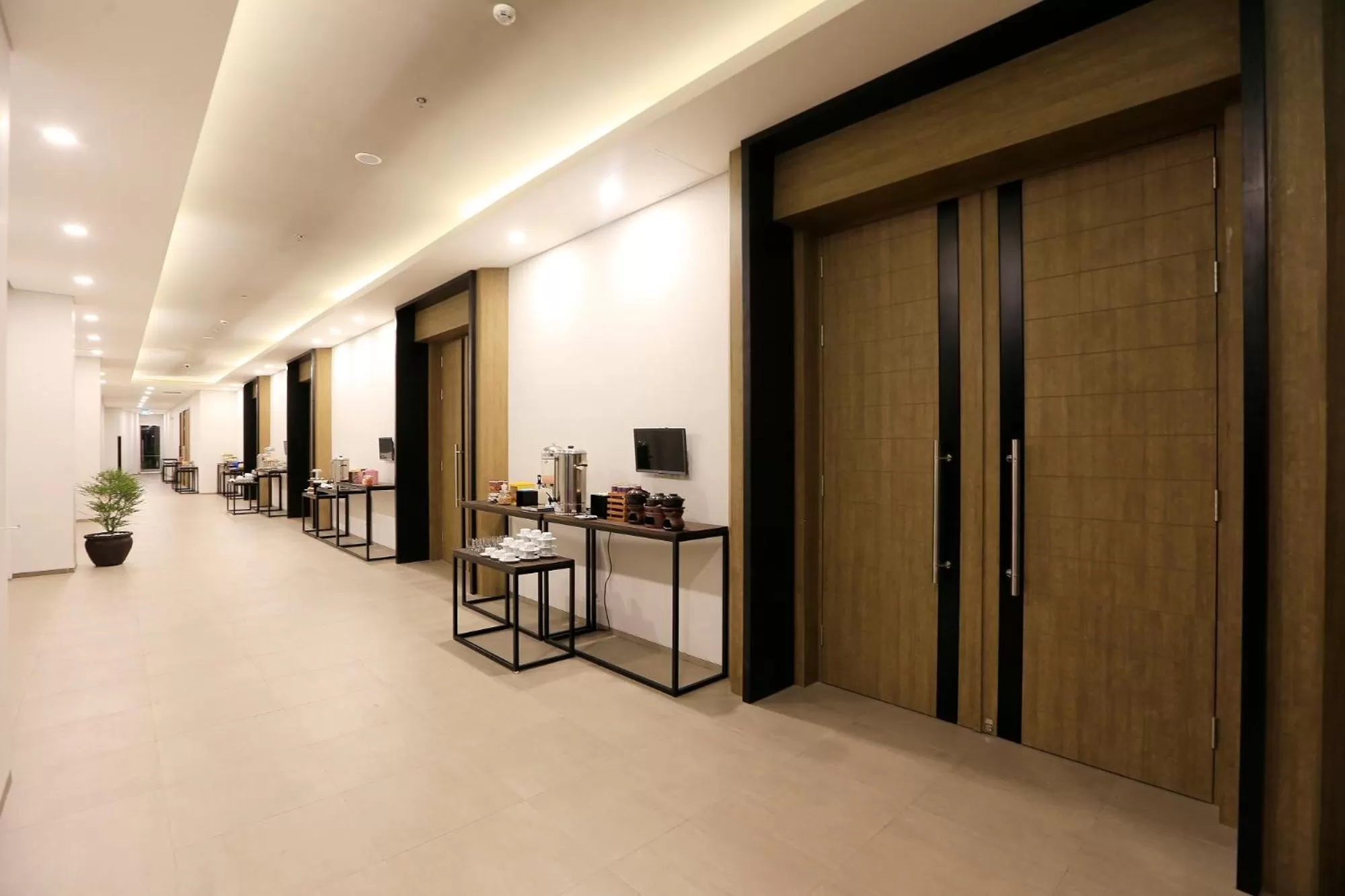 Area and facilities in Luminor Hotel Purwokerto By WH