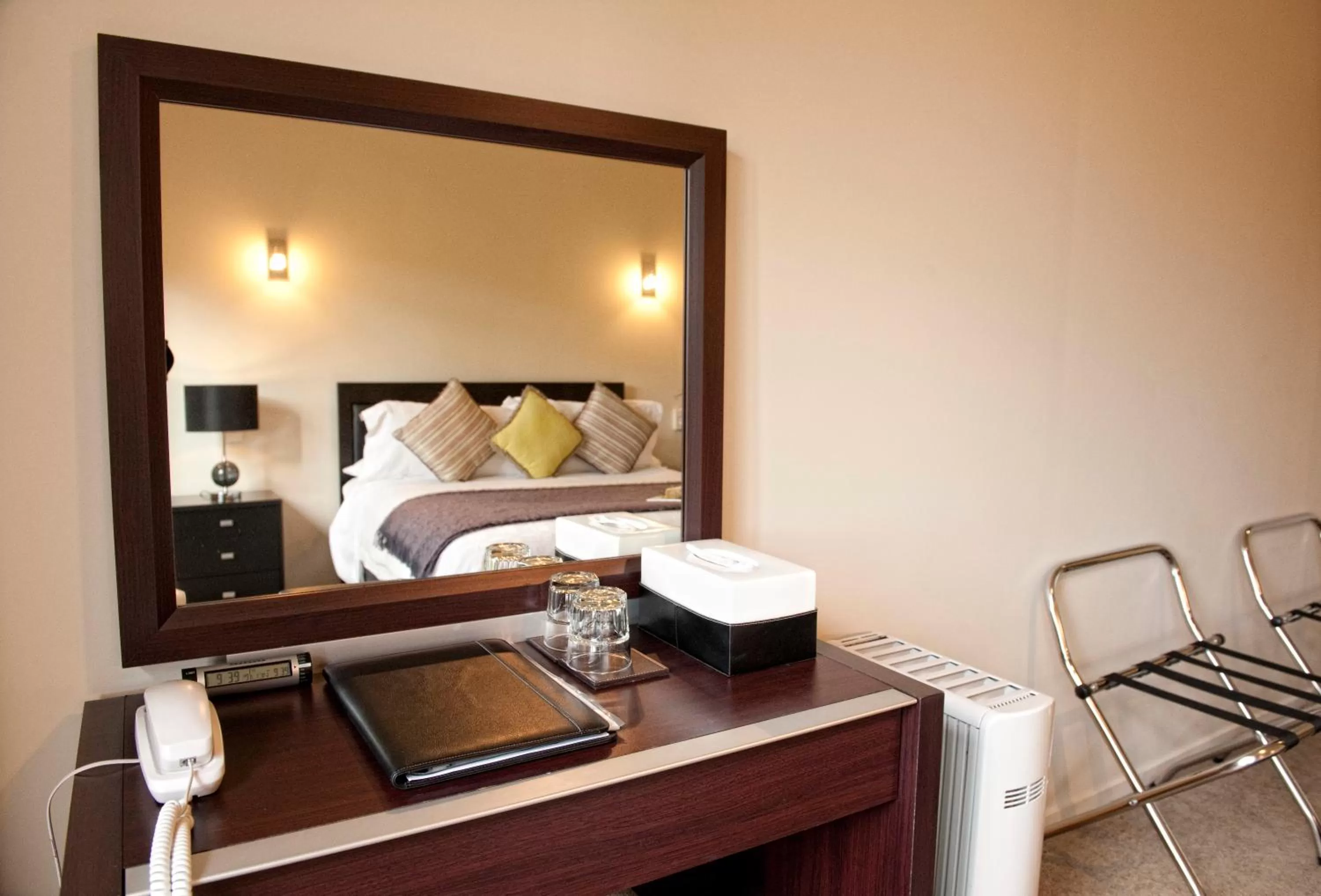 Bedroom, Bed in B&B@The Redwoods