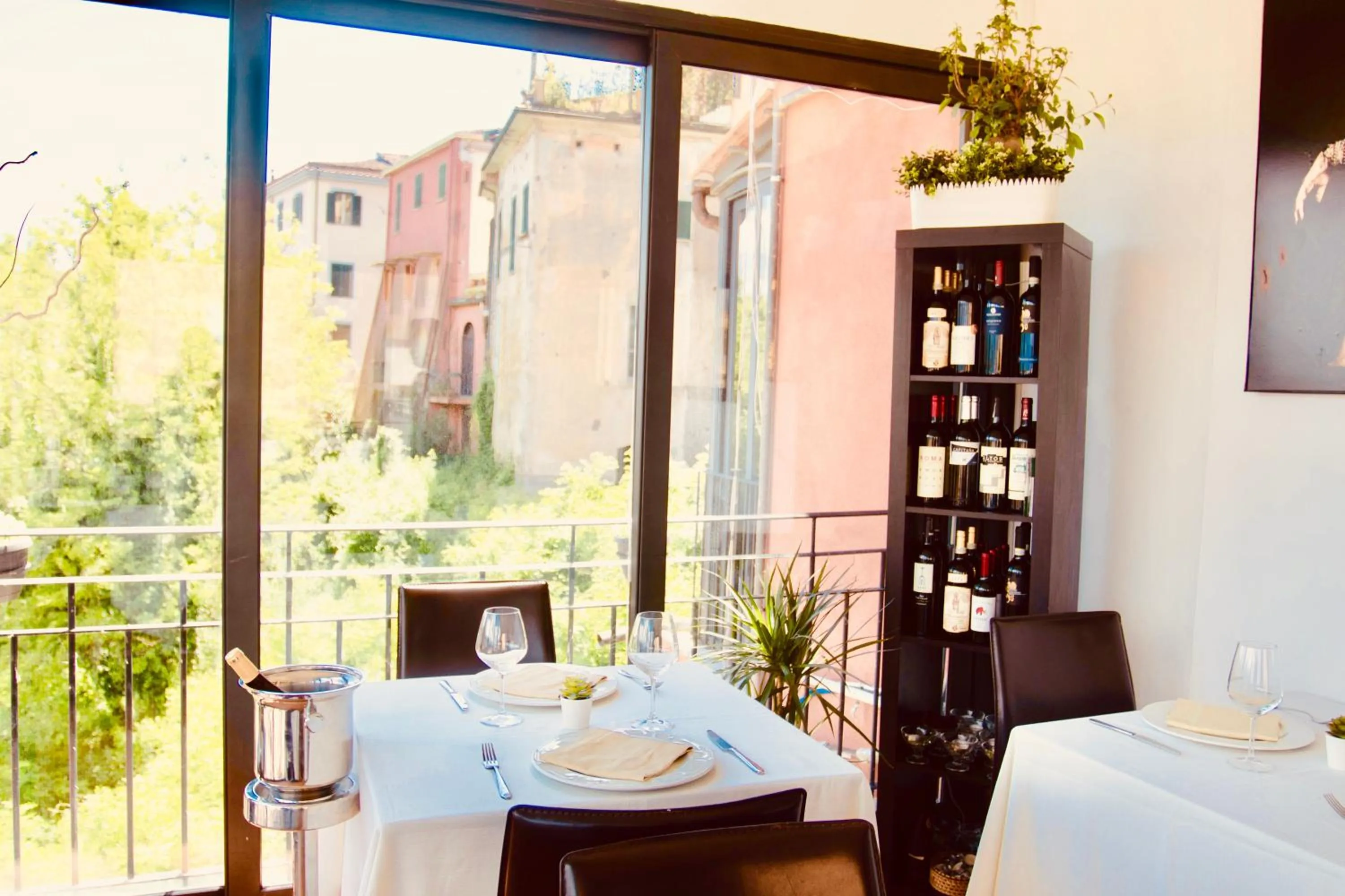 Restaurant/places to eat in Hotel Ristorante Garibaldi