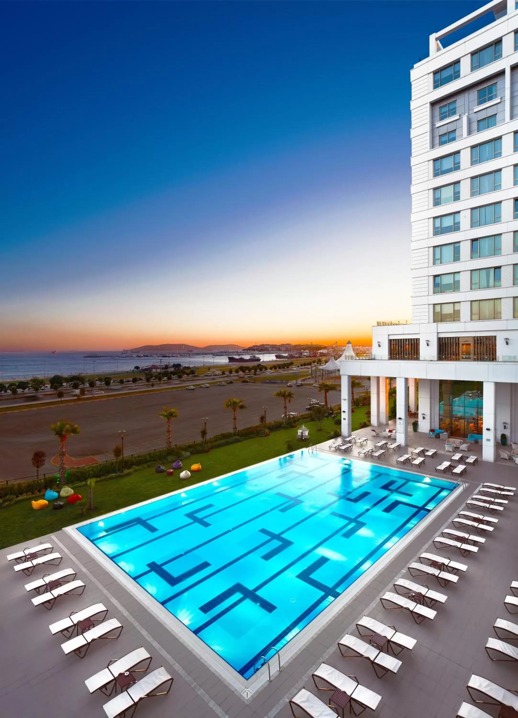 Property building, Swimming Pool in The Green Park Pendik Hotel & Convention Center