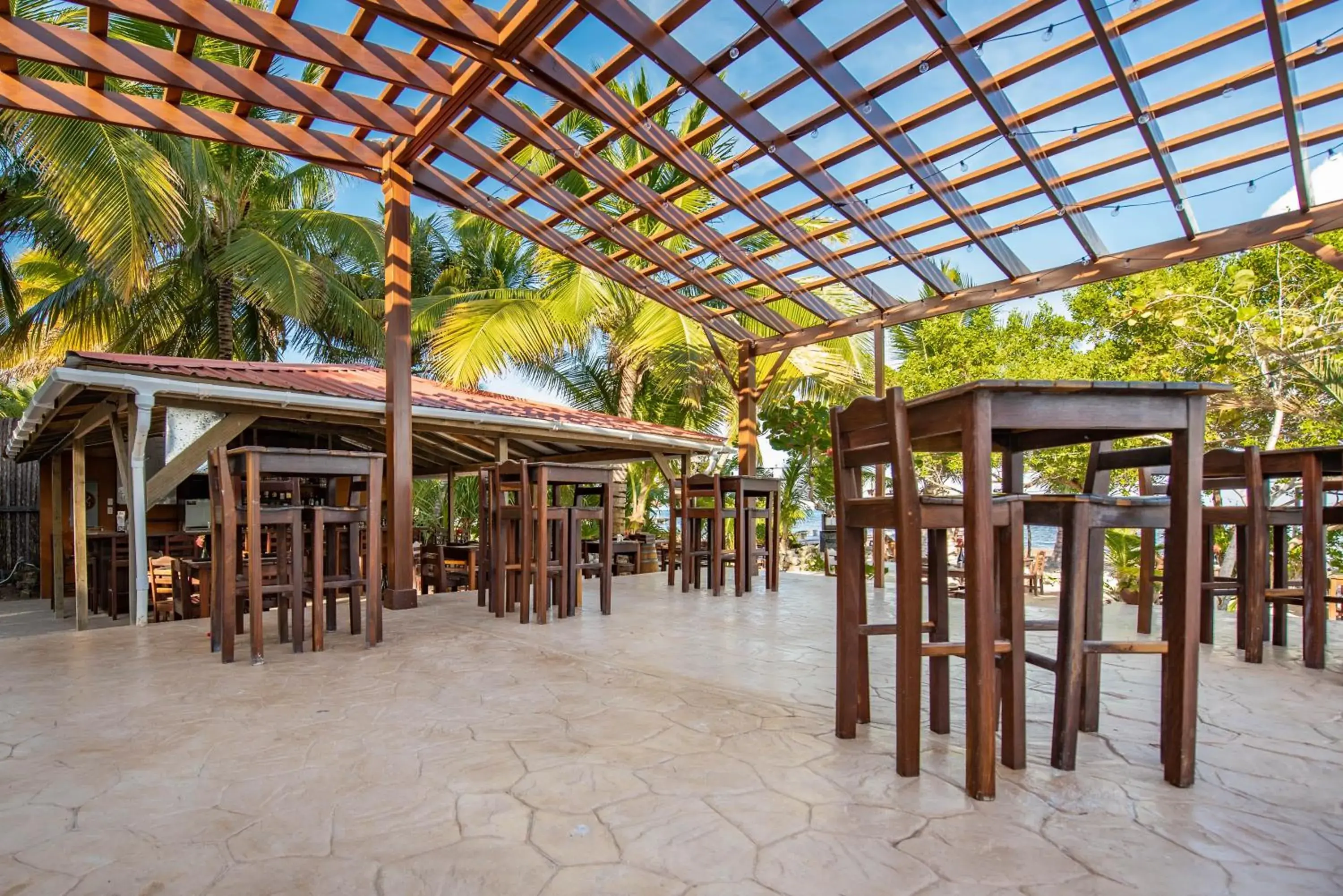 Restaurant/places to eat in Bella Vista Resort Belize