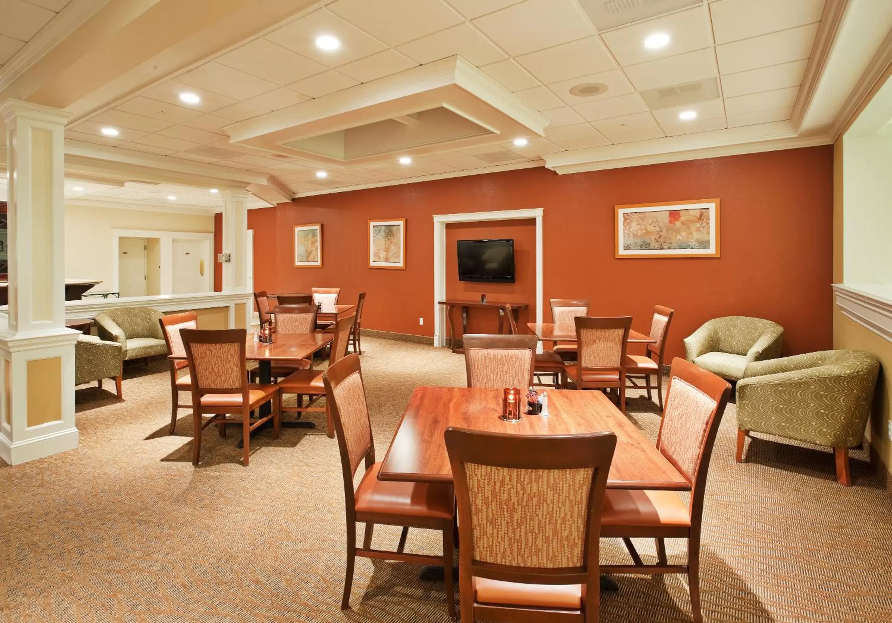 Restaurant/Places to Eat in Holiday Inn Redding, an IHG Hotel