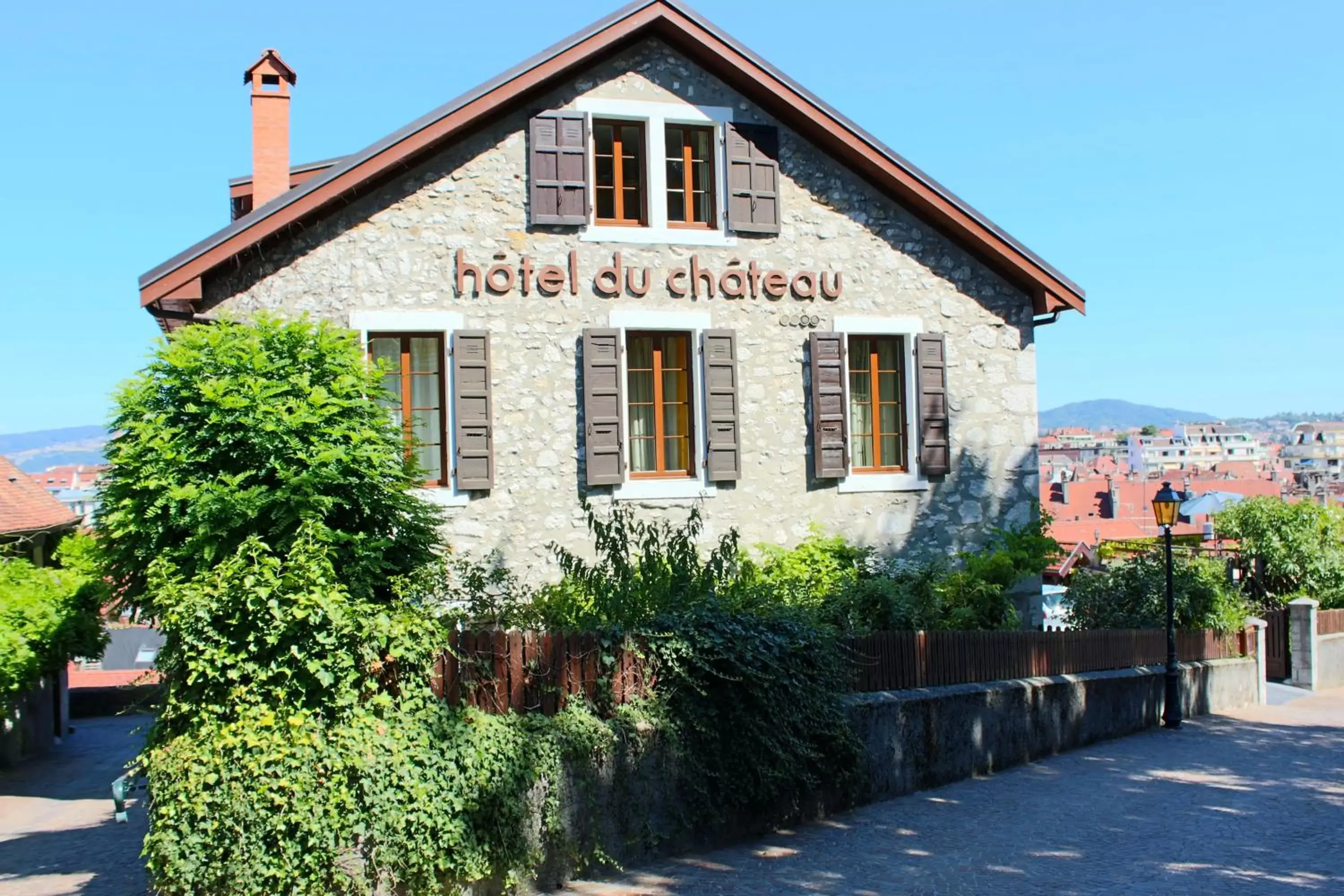 Property building in Hôtel du Château