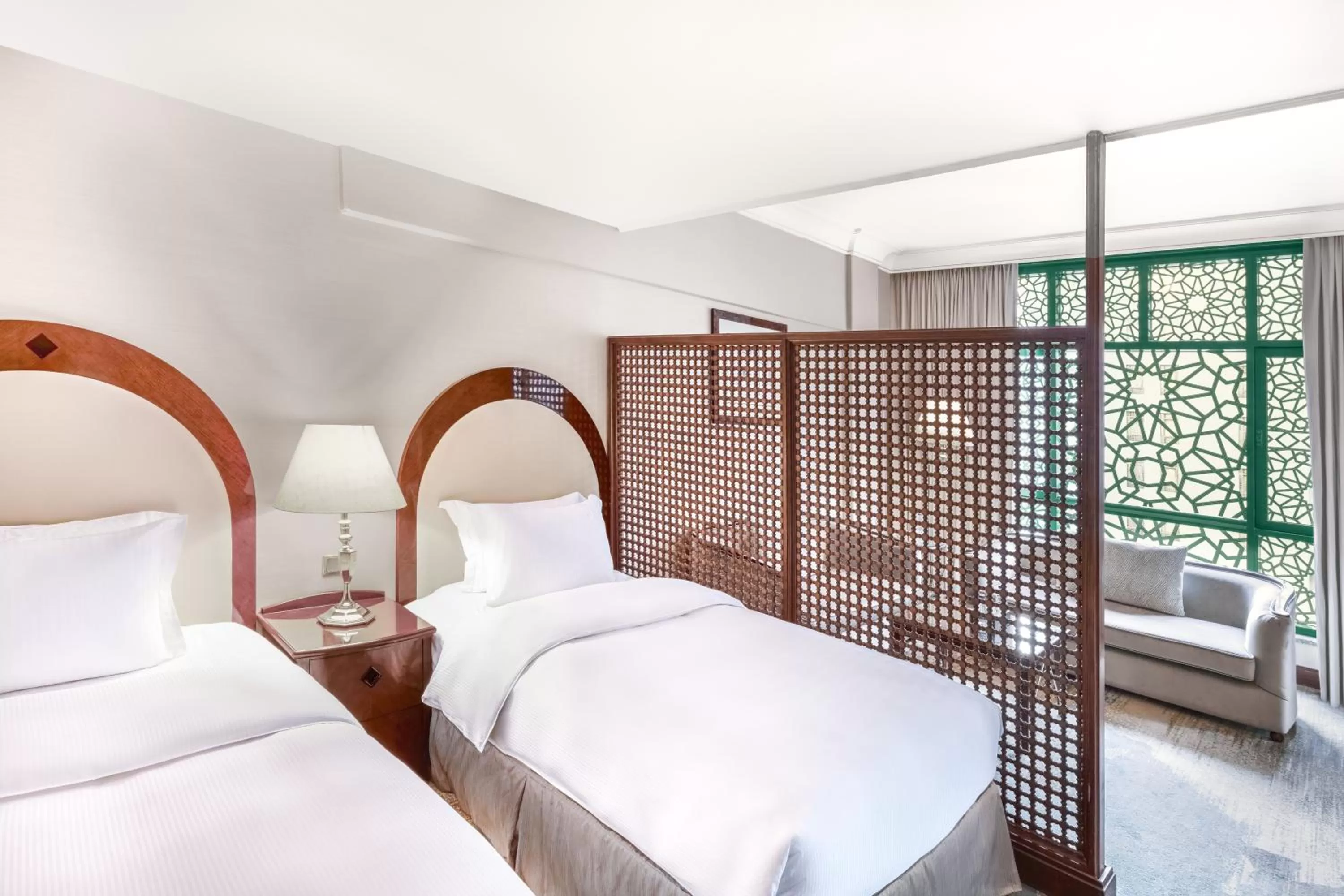 Bedroom, Bed in Madinah Hilton Hotel