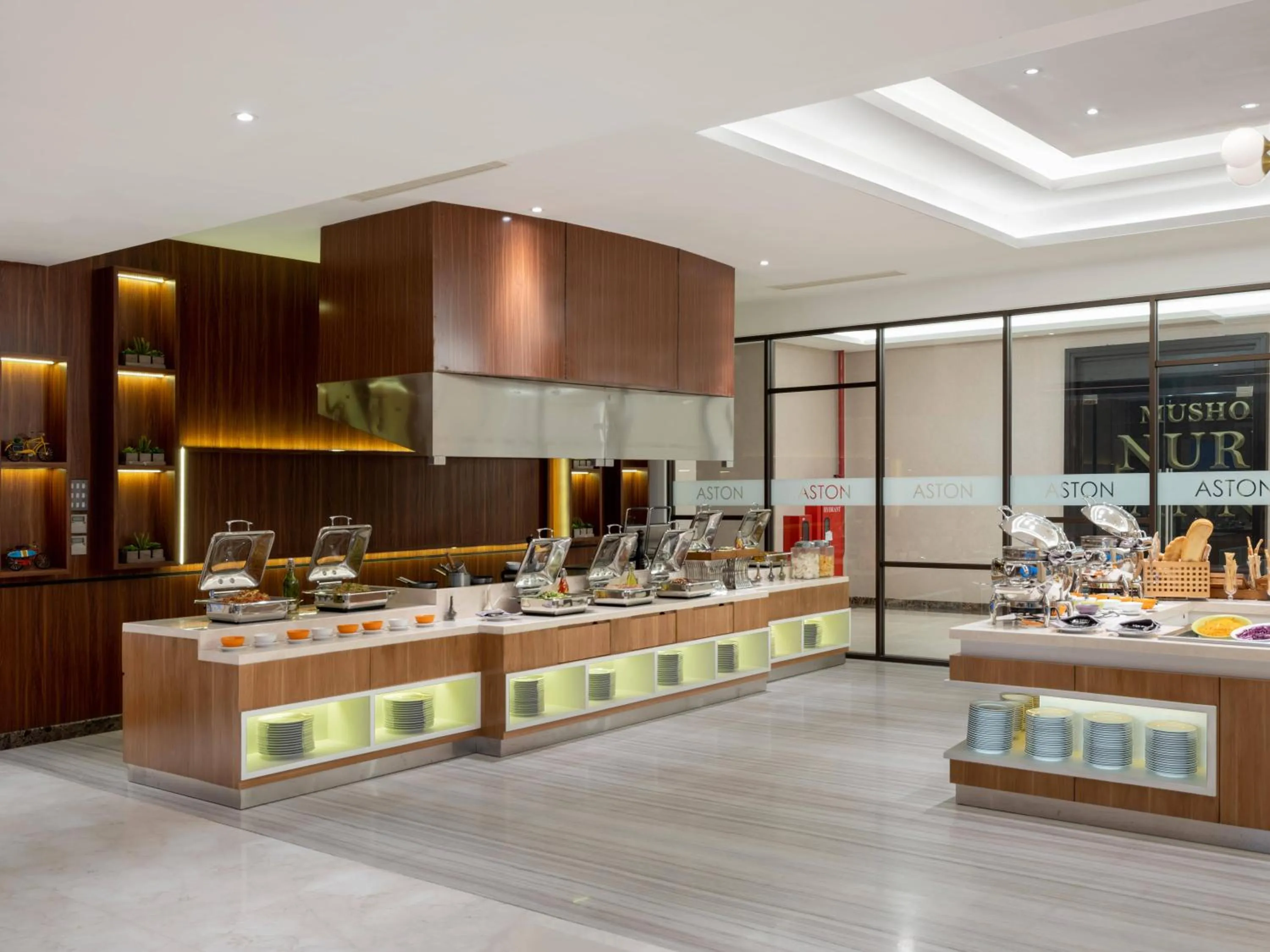 Restaurant/places to eat in Aston Gresik Hotel & Conference Center