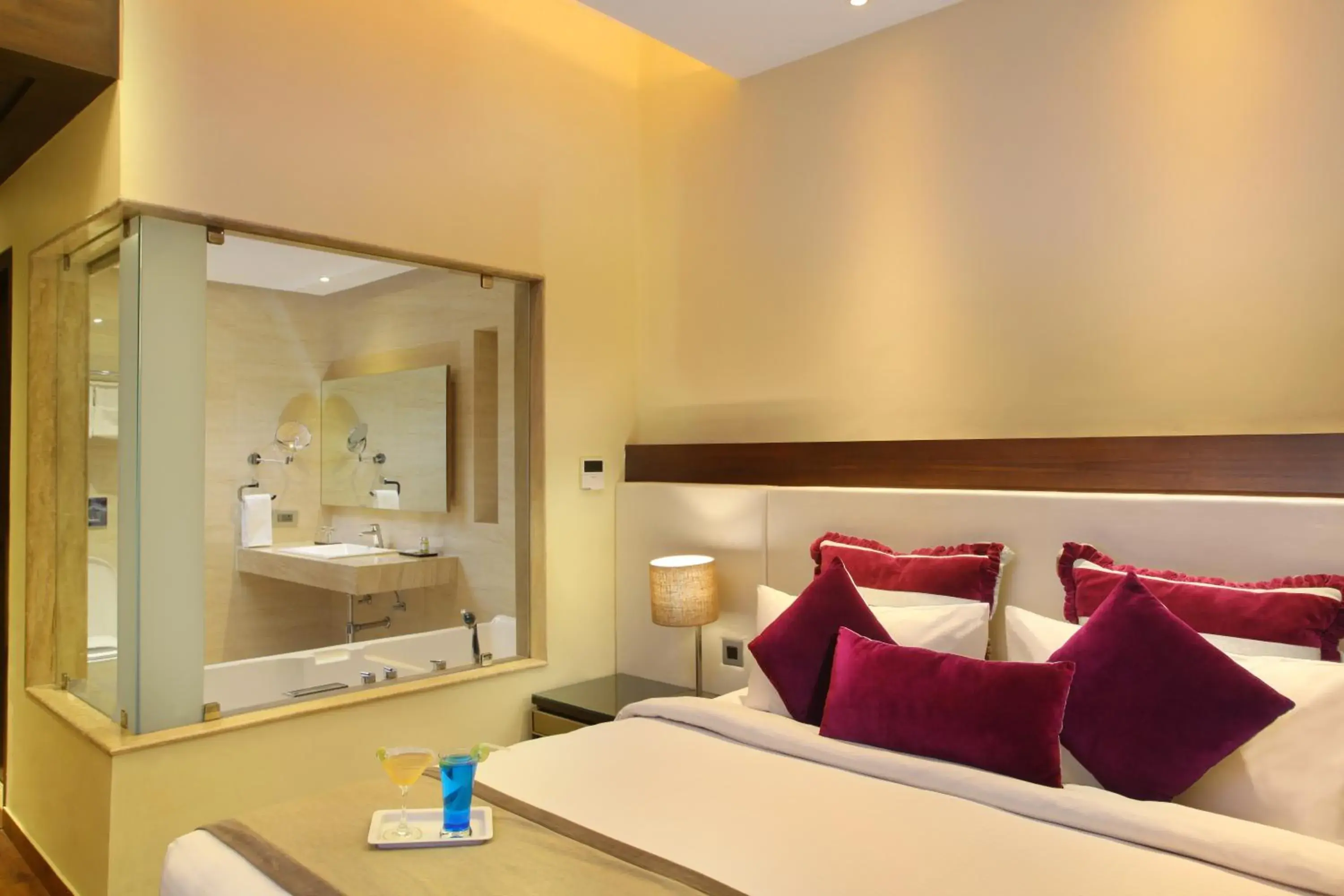 Bath, Bed in Marigold Sarovar Portico Shimla