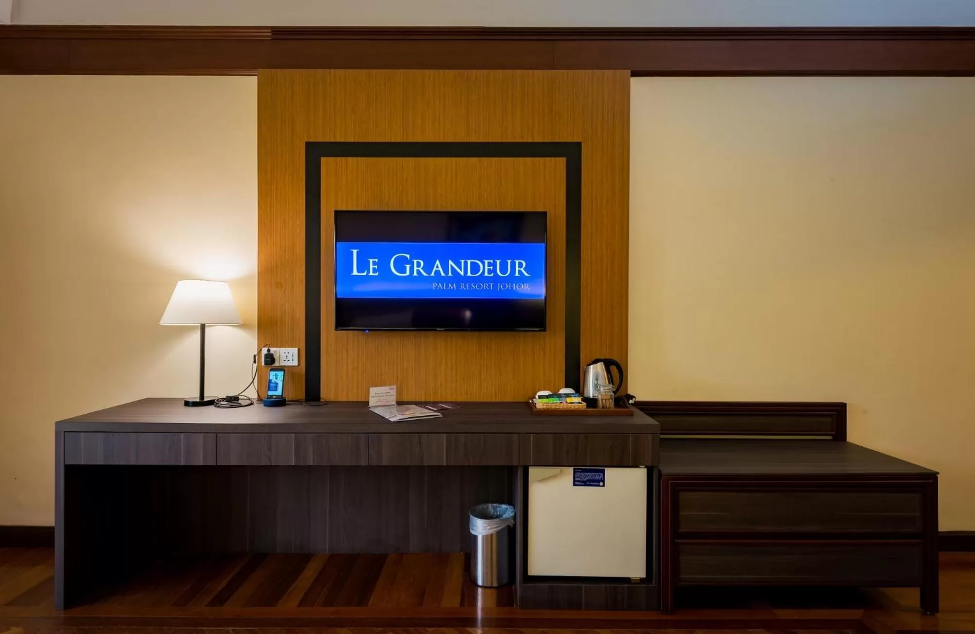 TV and multimedia in Le Grandeur Palm Resort Johor