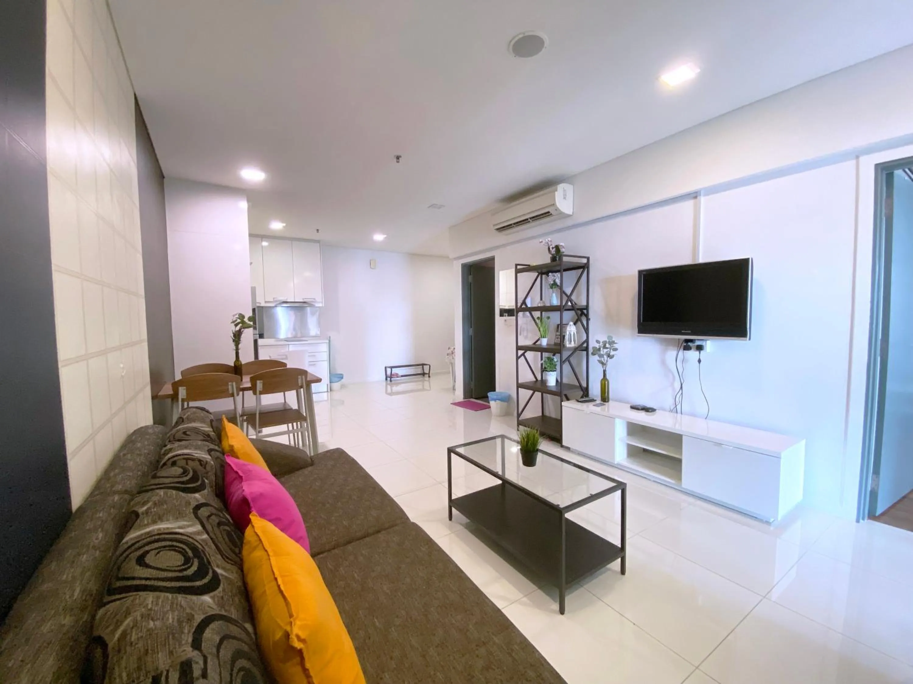 Seating Area in Mercu Summer Suite KLCC @ Penguin Homes