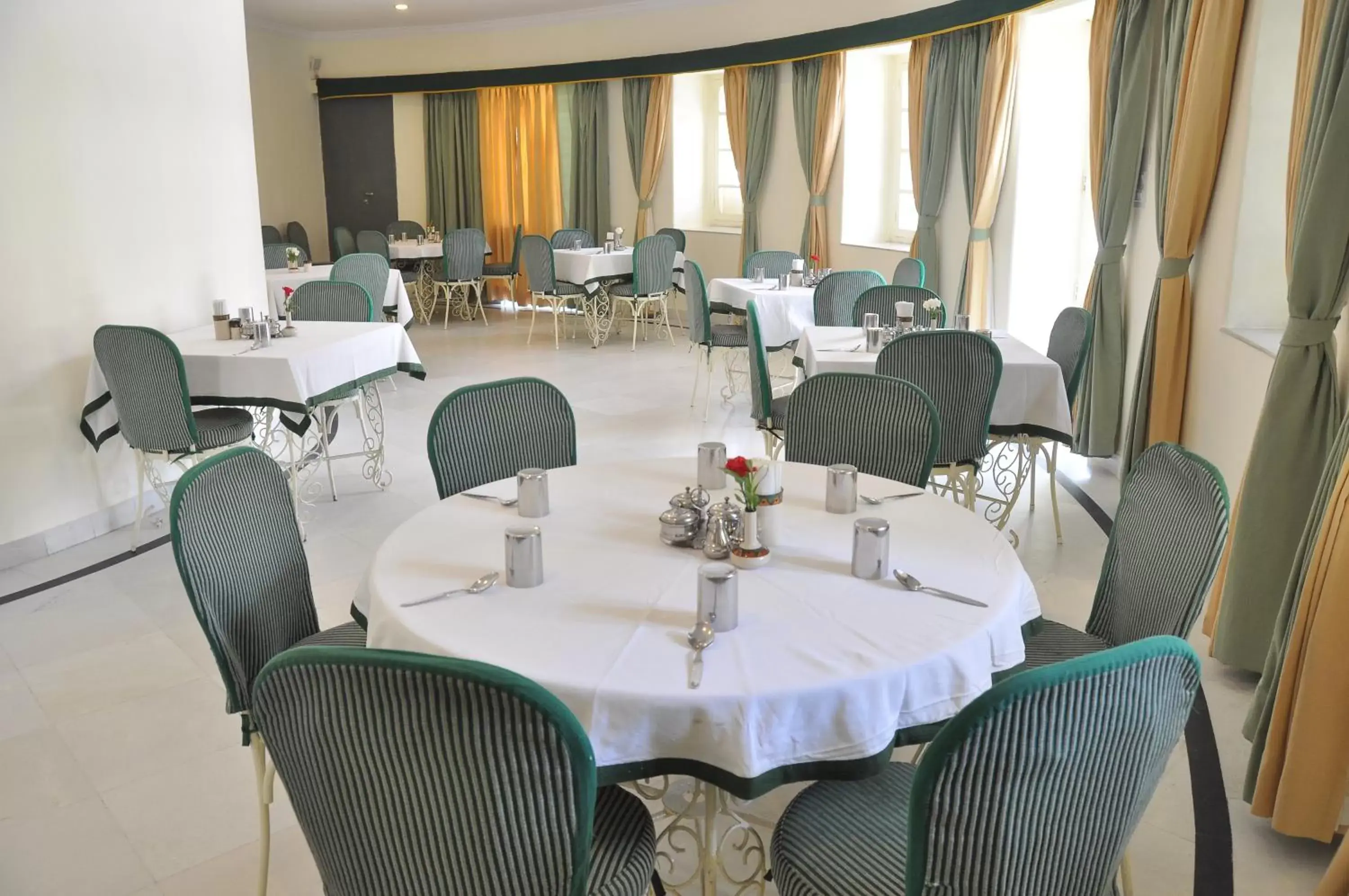 Restaurant/places to eat, Banquet Facilities in Garden Hotel by HRH Group of Hotels