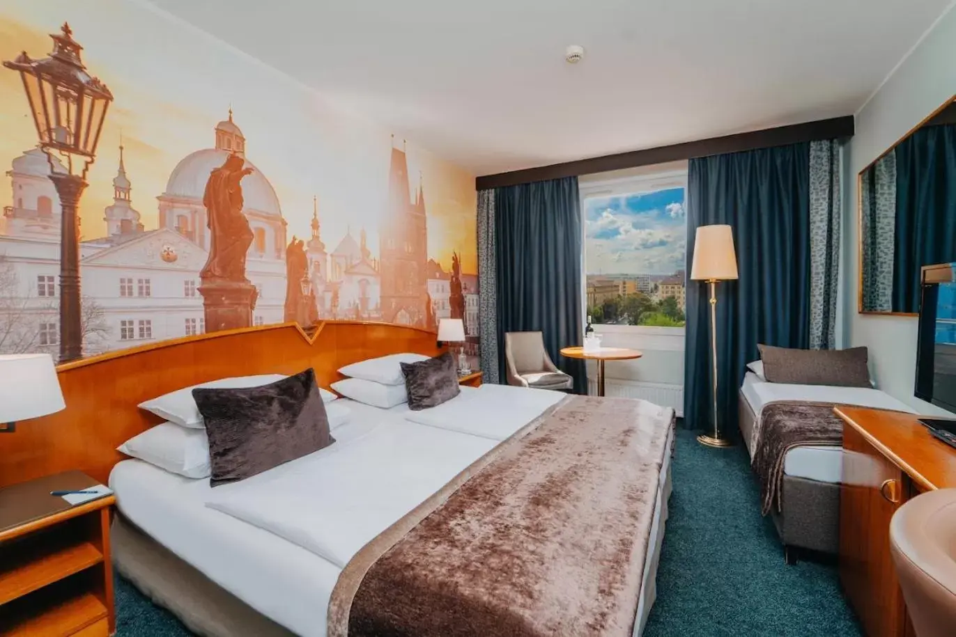 Double Room with Extra Bed in Plaza Prague Hotel - Czech Leading Hotels