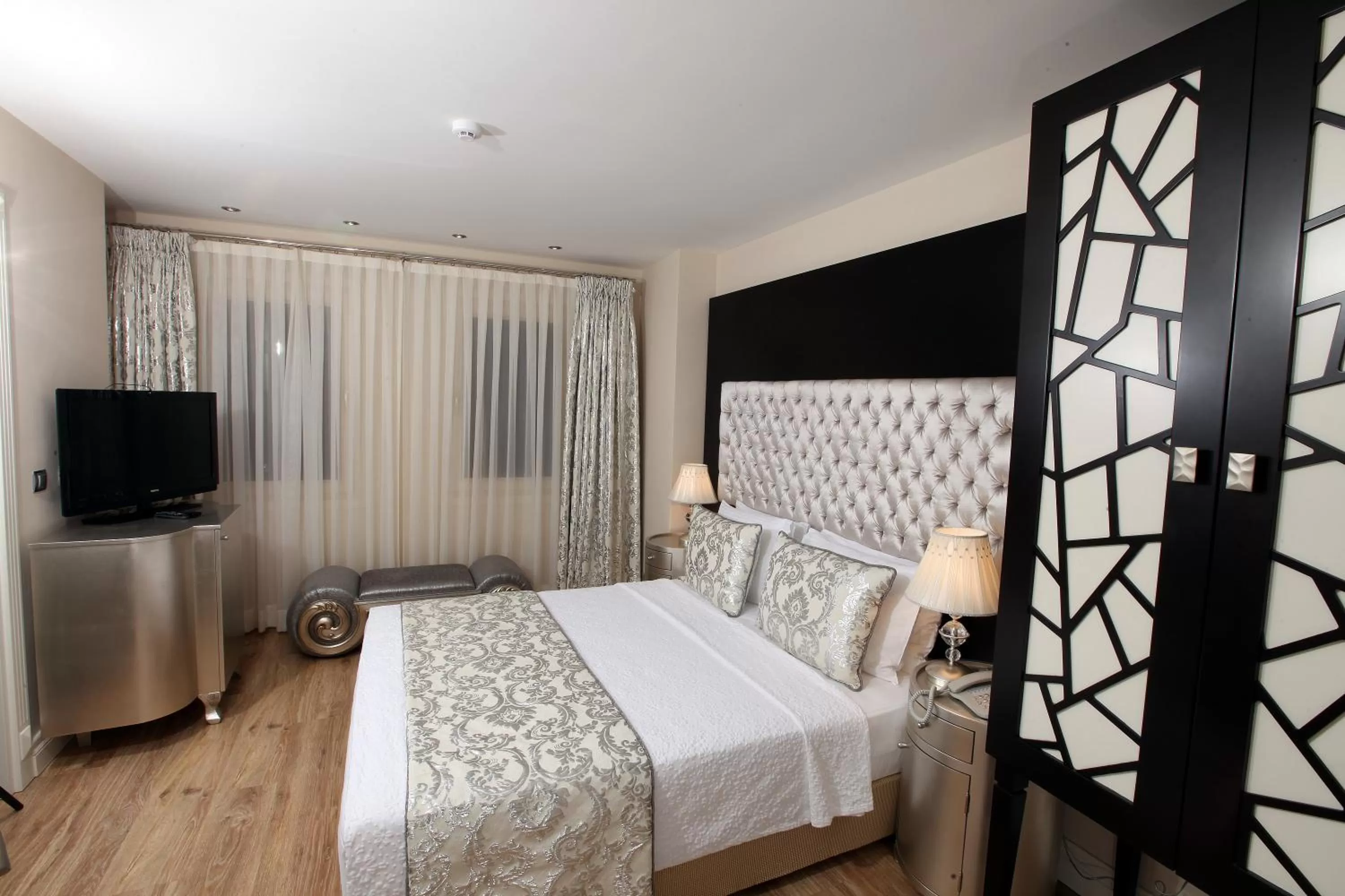 Photo of the whole room, Bed in Katelya Hotel