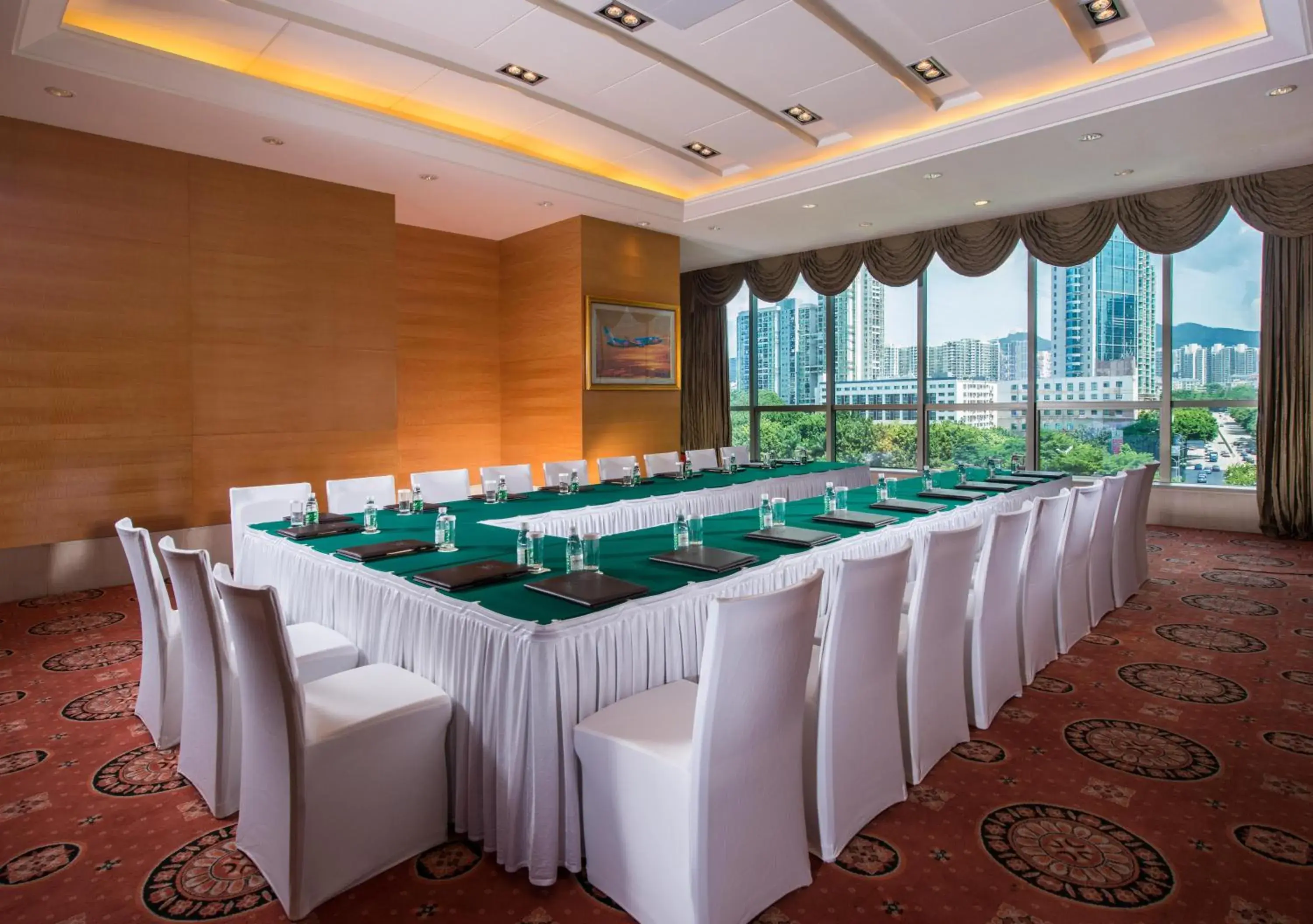 Meeting/conference room in Shenzhenair International Hotel