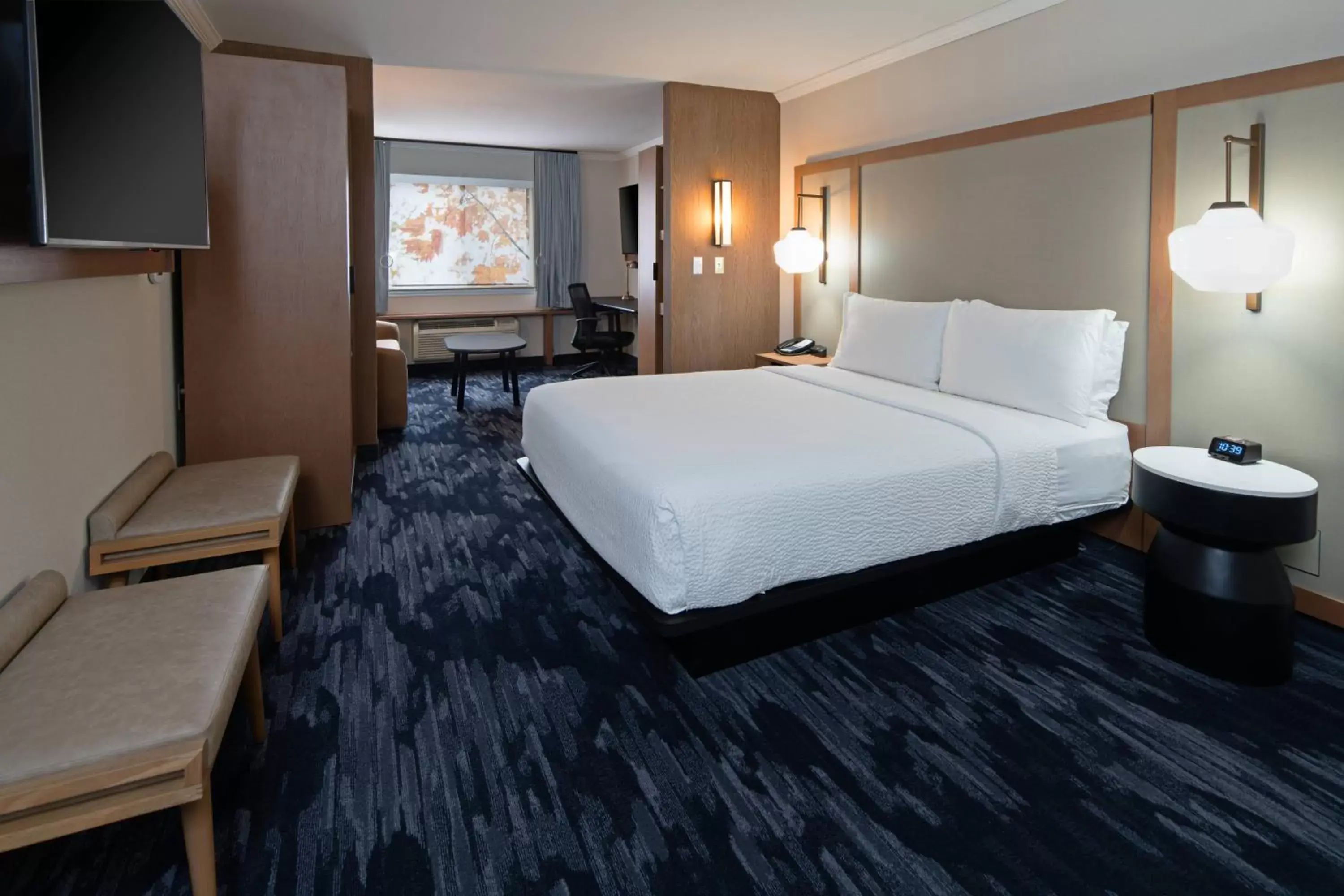 Photo of the whole room in Fairfield by Marriott Inn & Suites Seattle Sea-Tac Airport