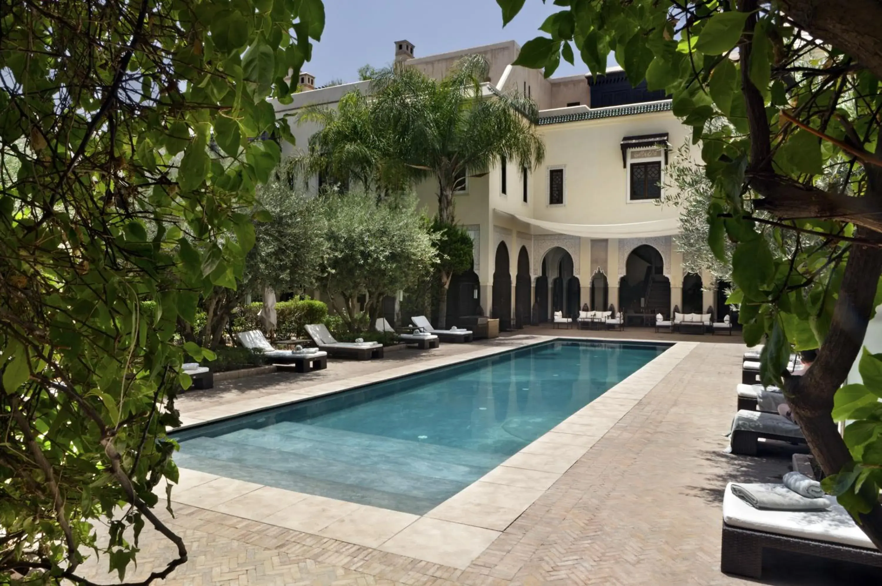 Swimming pool, Property Building in La Villa Des Orangers