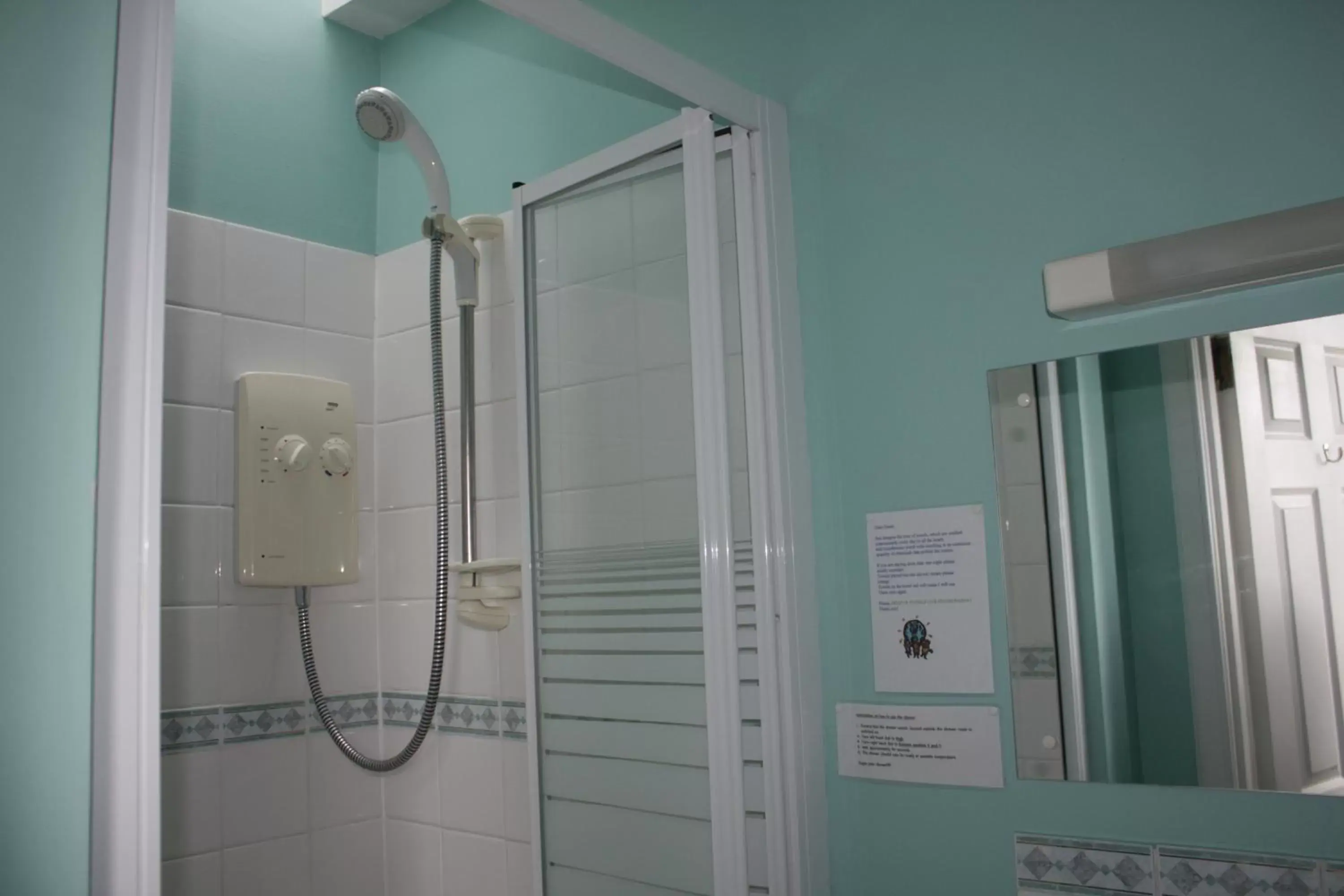 Bathroom in Airdenair Guest House