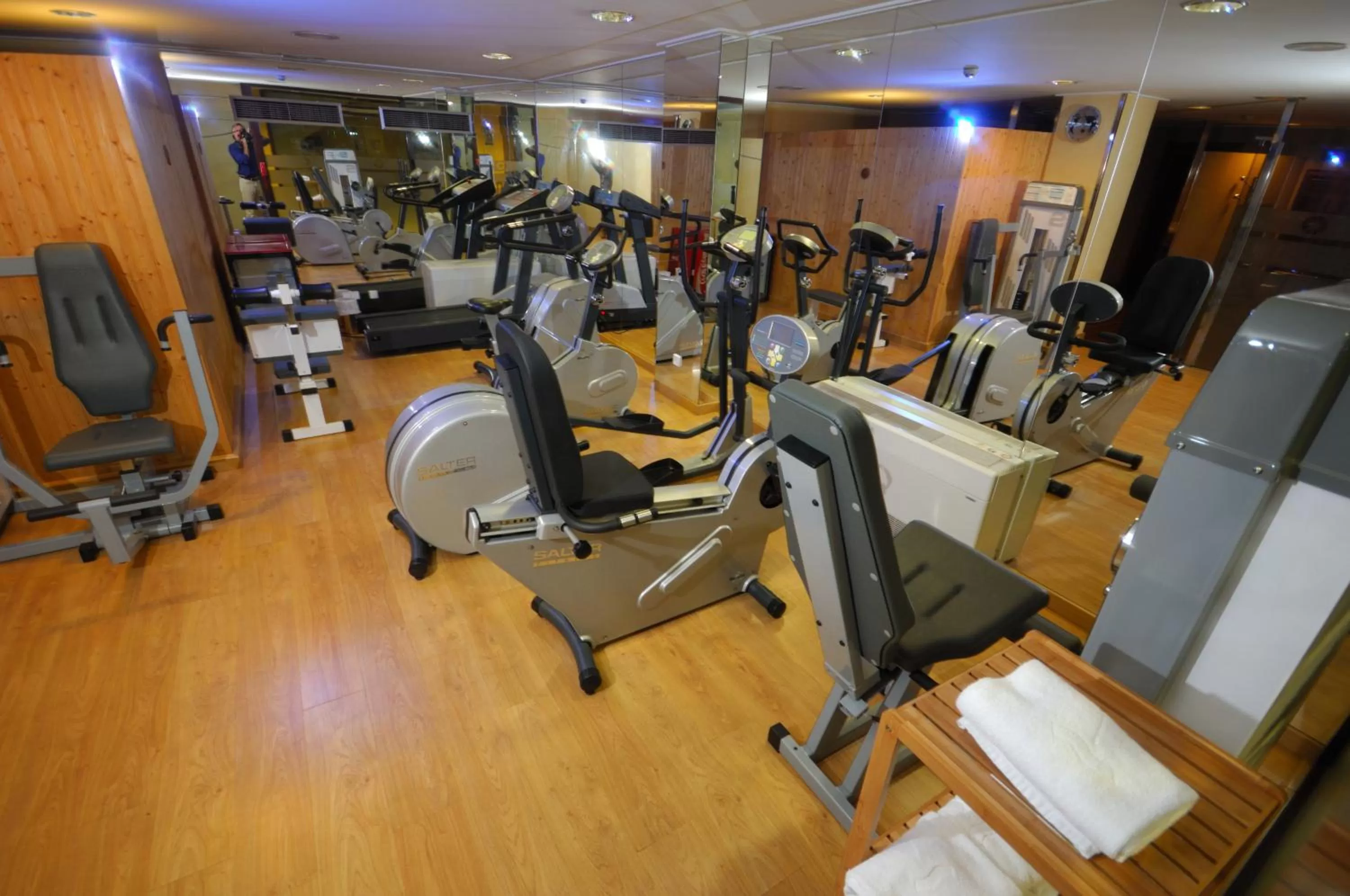 Fitness centre/facilities in Best Western Premier CMC Girona