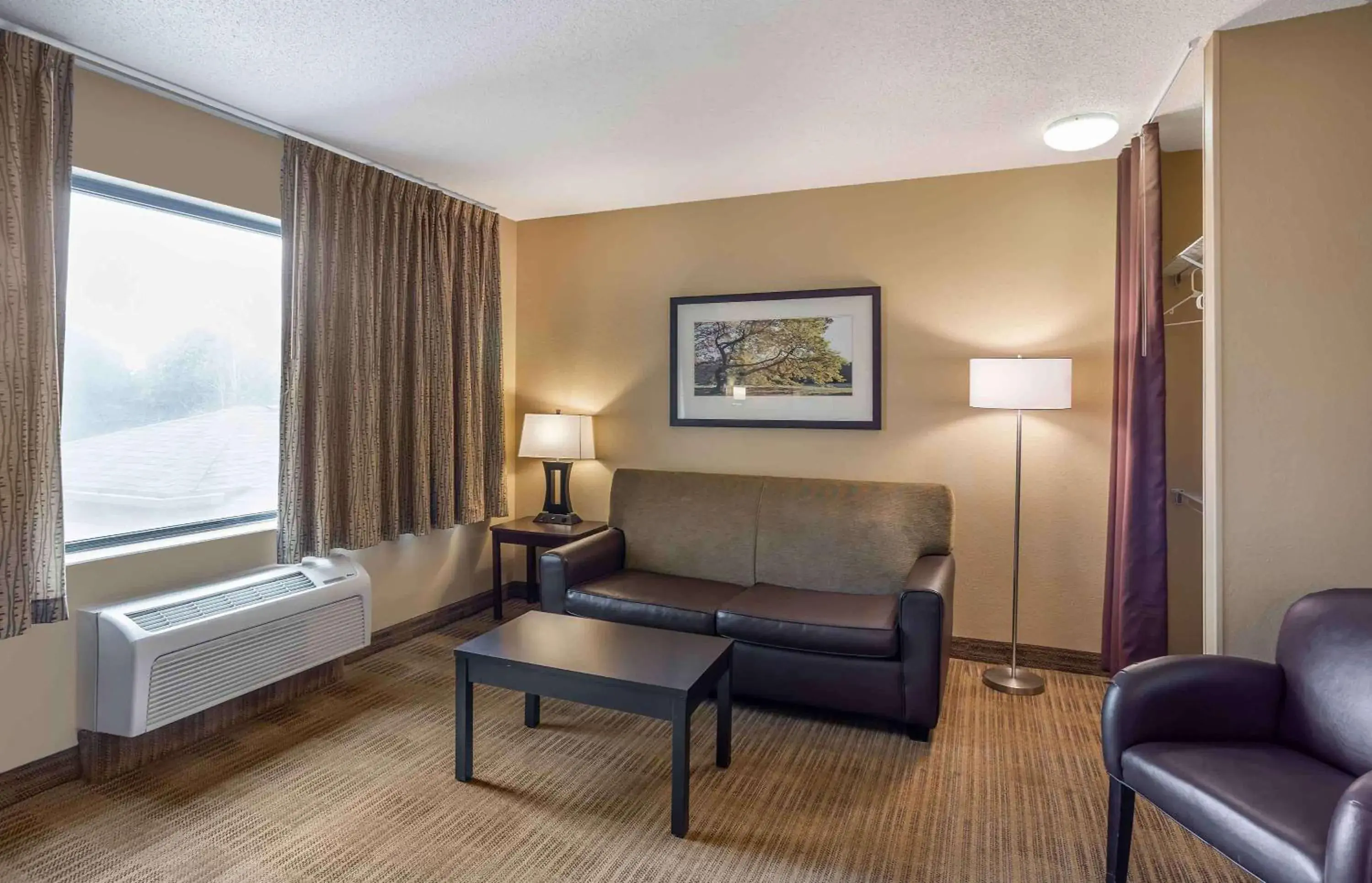 Bedroom, Seating Area in Extended Stay America Suites - Minneapolis - Maple Grove