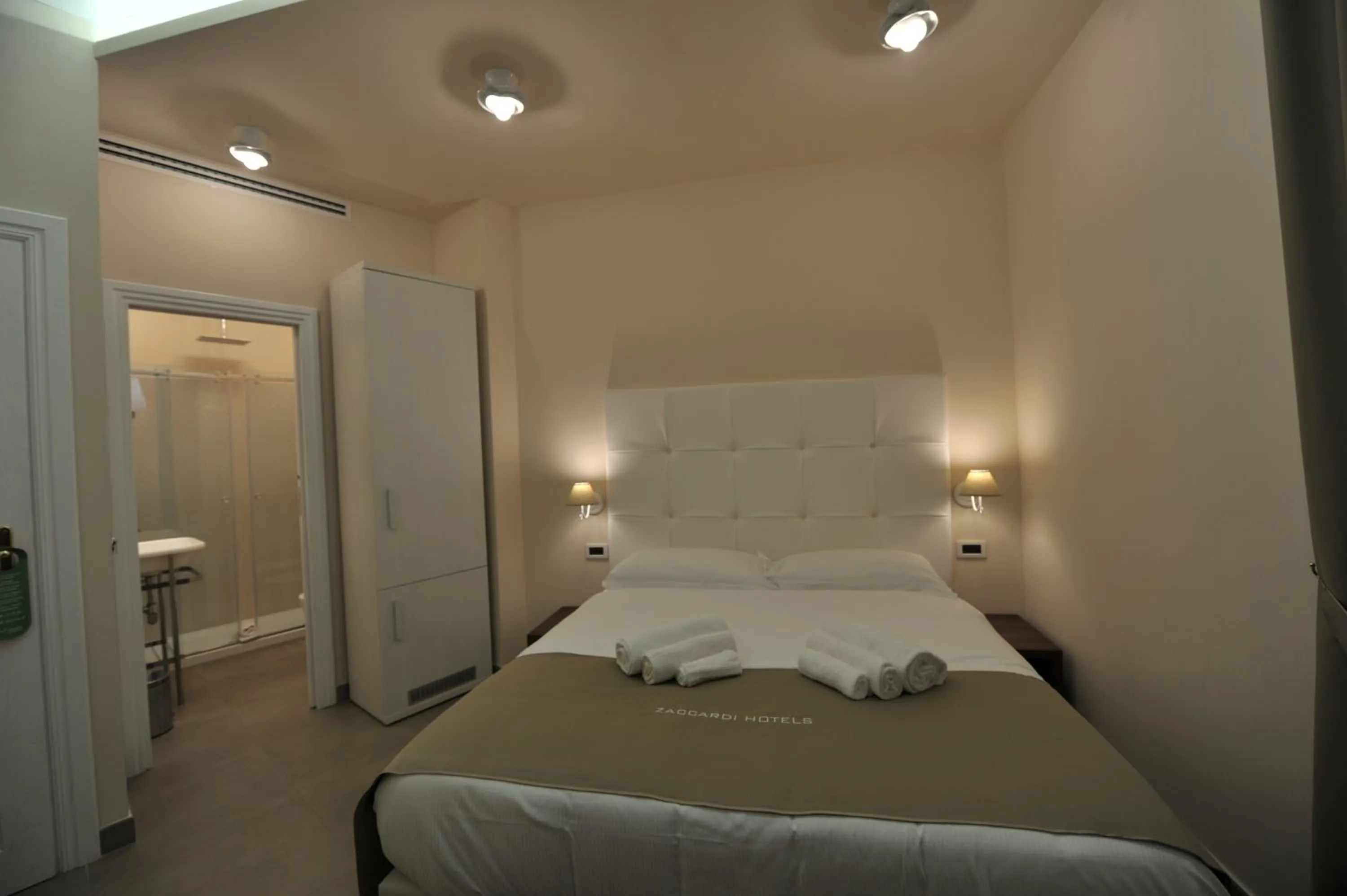 Photo of the whole room, Bed in Villa Zaccardi