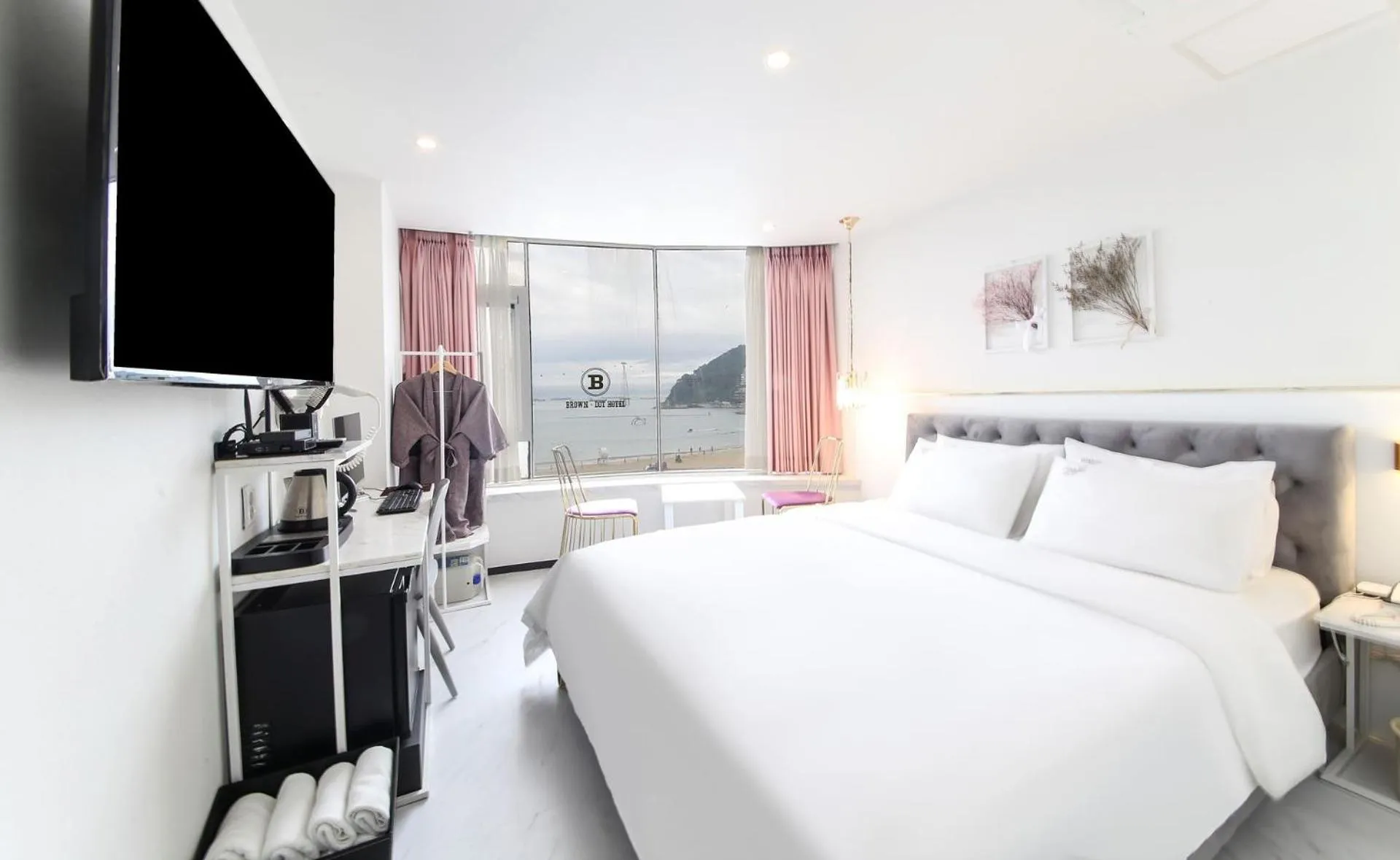 Bed in Brown-Dot Hotel Songdo