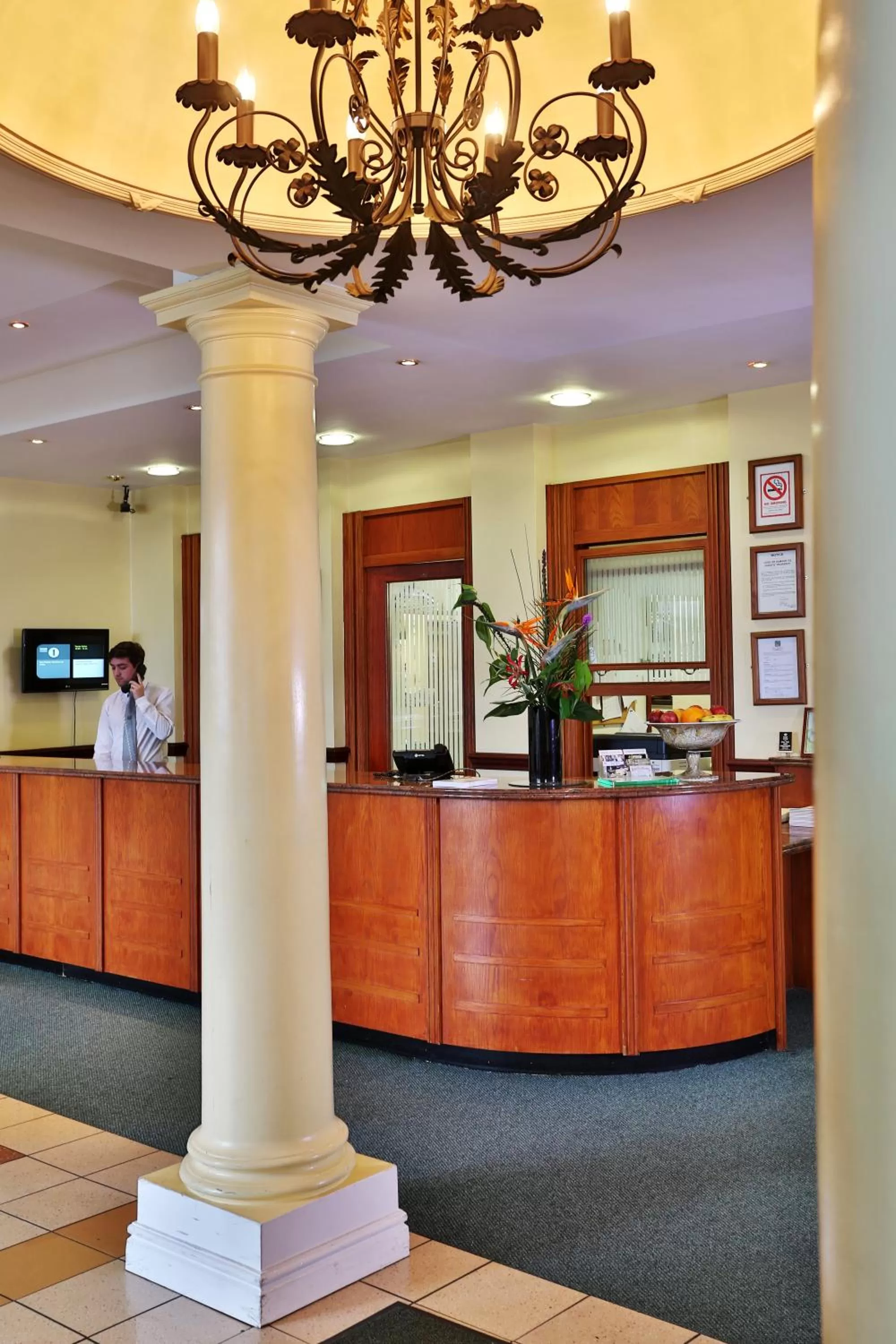 Facade/entrance in The Sefton