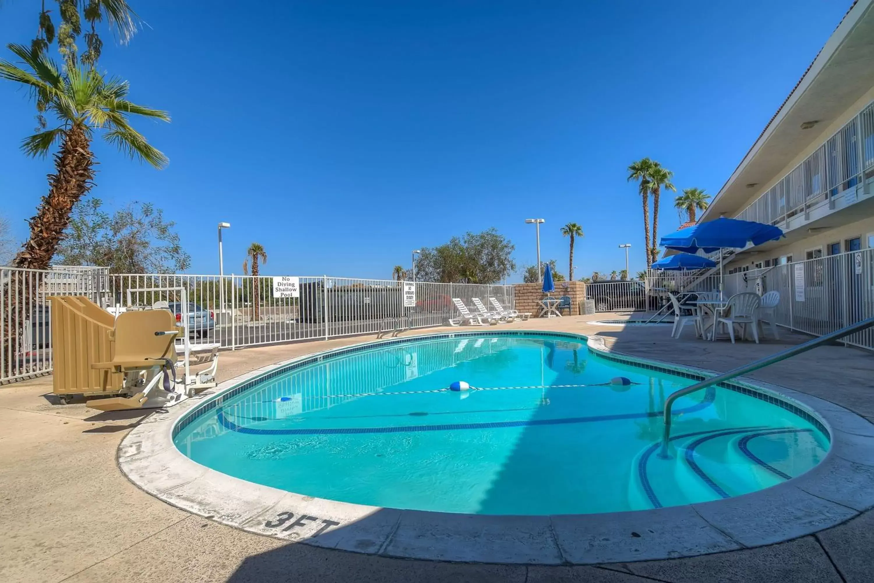 Day, Swimming Pool in Motel 6-Rancho Mirage, CA - Palm Springs