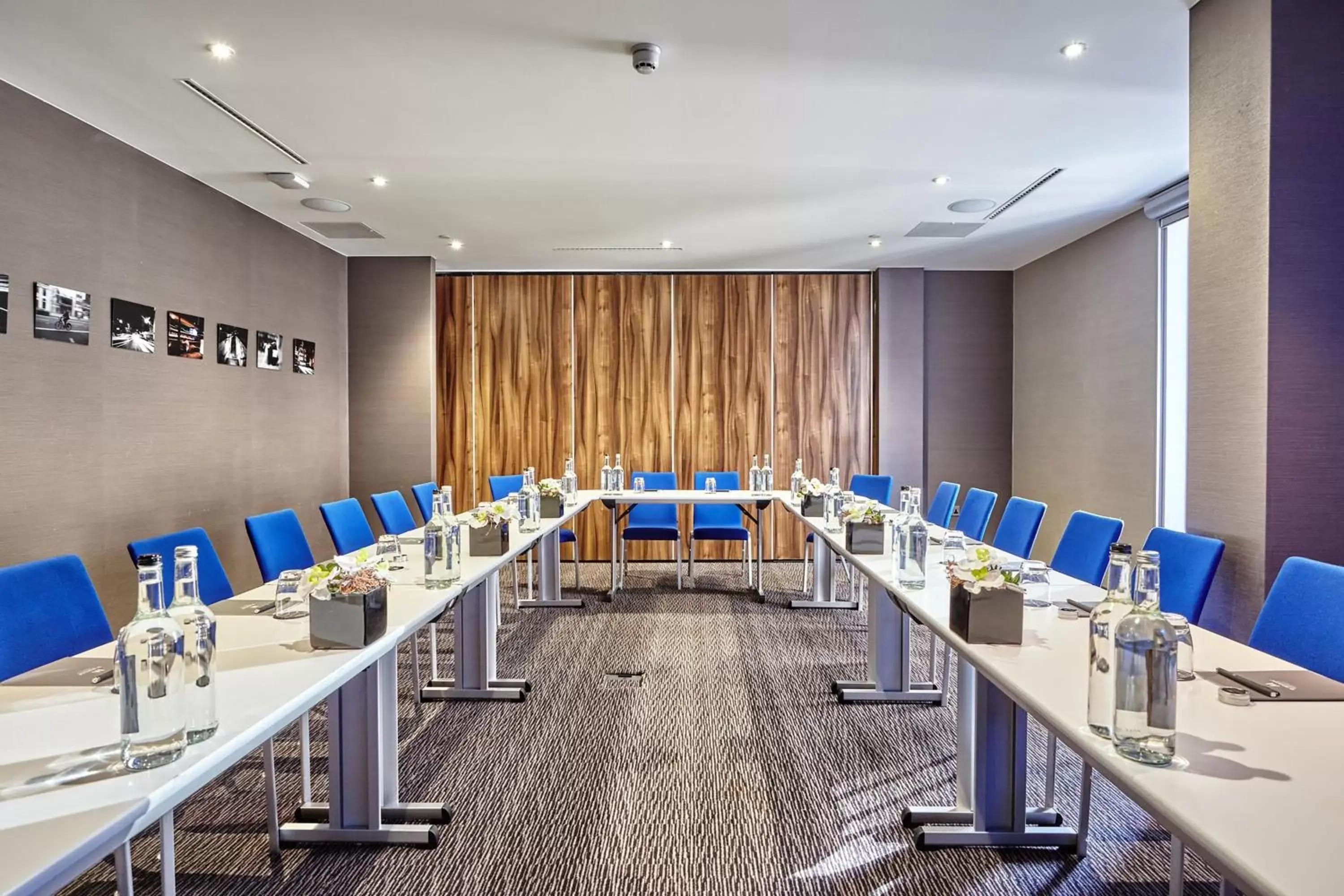 Meeting/conference room in Montcalm East, Autograph Collection