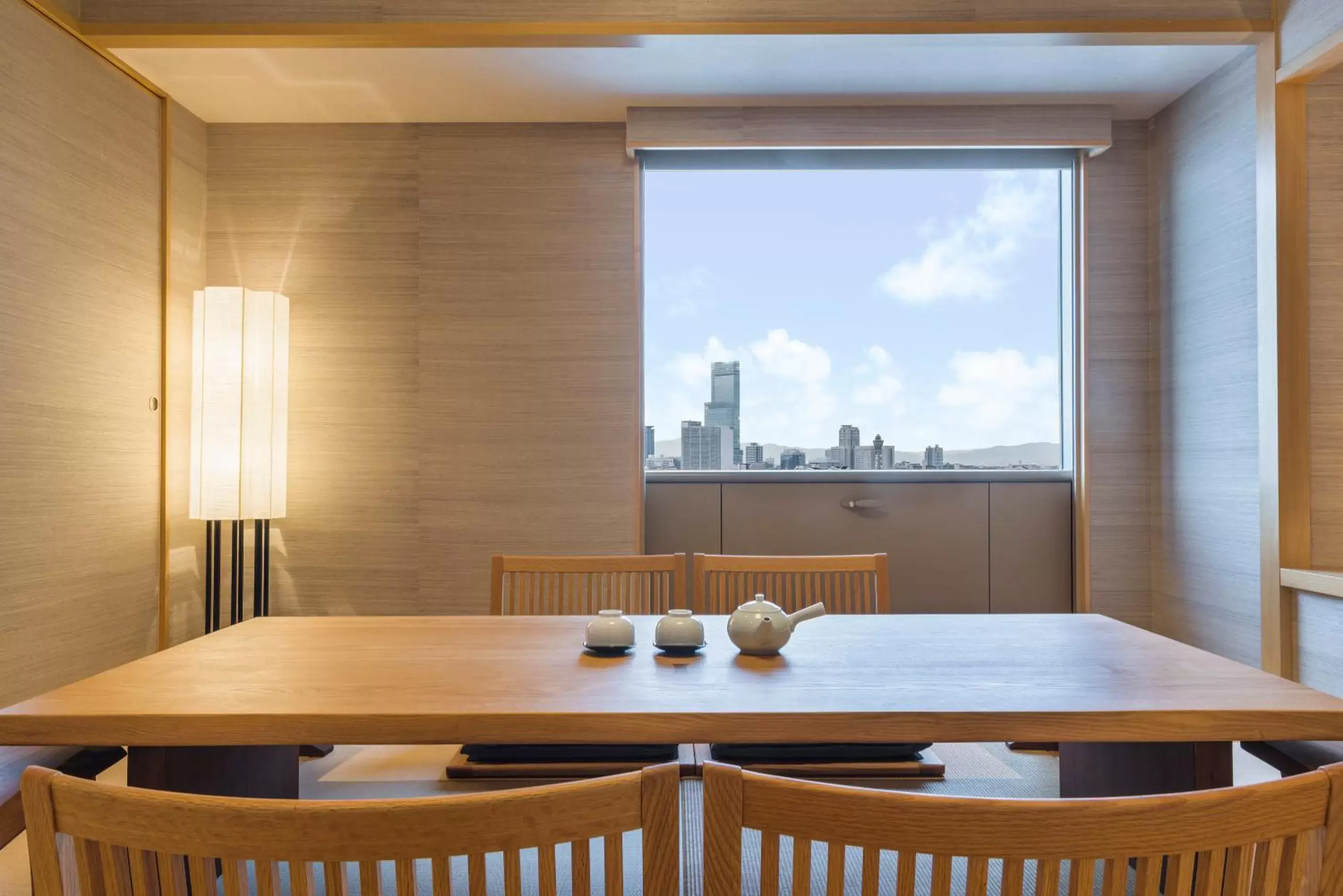 Living room, Dining Area in Swissotel Nankai Osaka