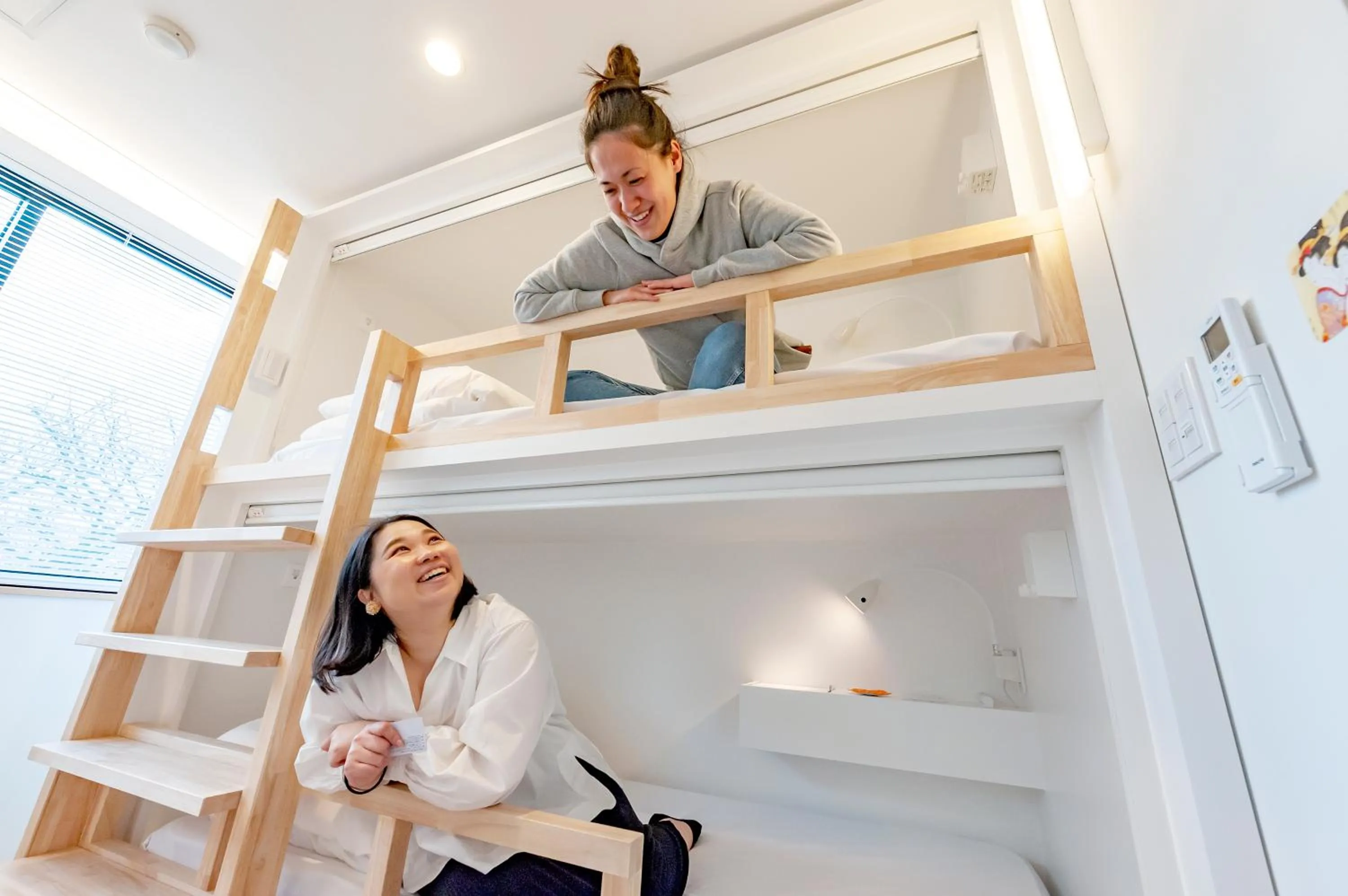 bunk bed, Bed in plat hostel keikyu haneda home