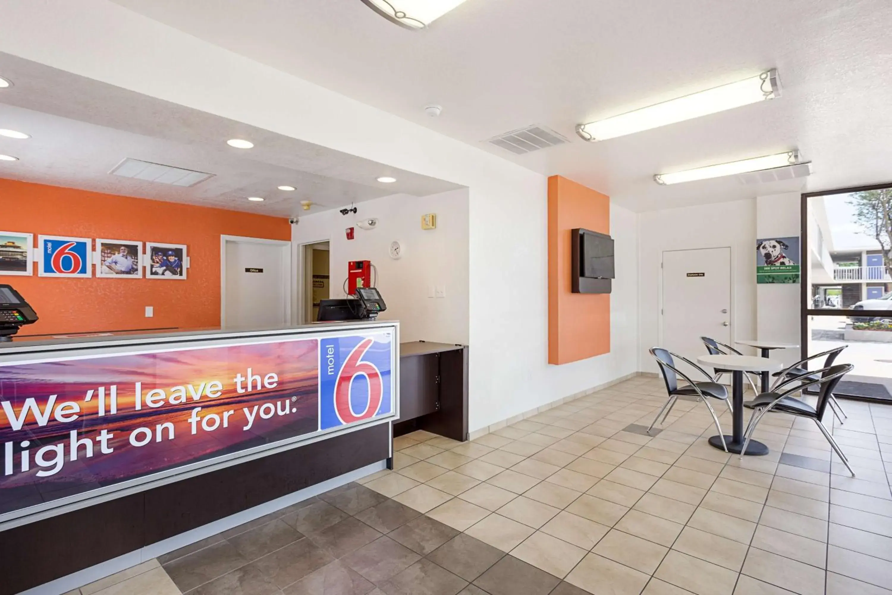 Lobby or reception, Lobby/Reception in Motel 6 Baton Rouge Southeast