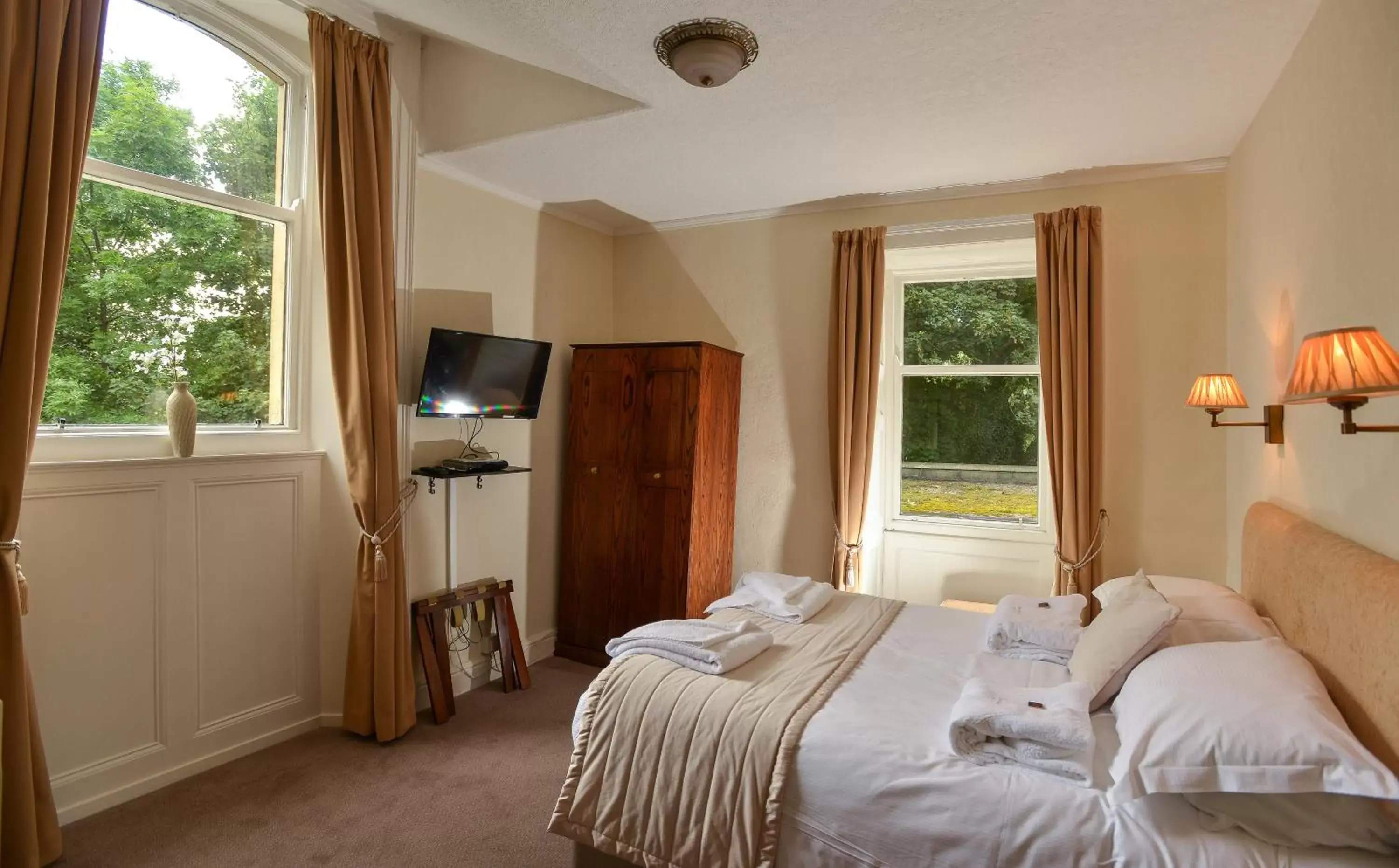 Bedroom, Room Photo in Steeton Hall Hotel & Restaurant