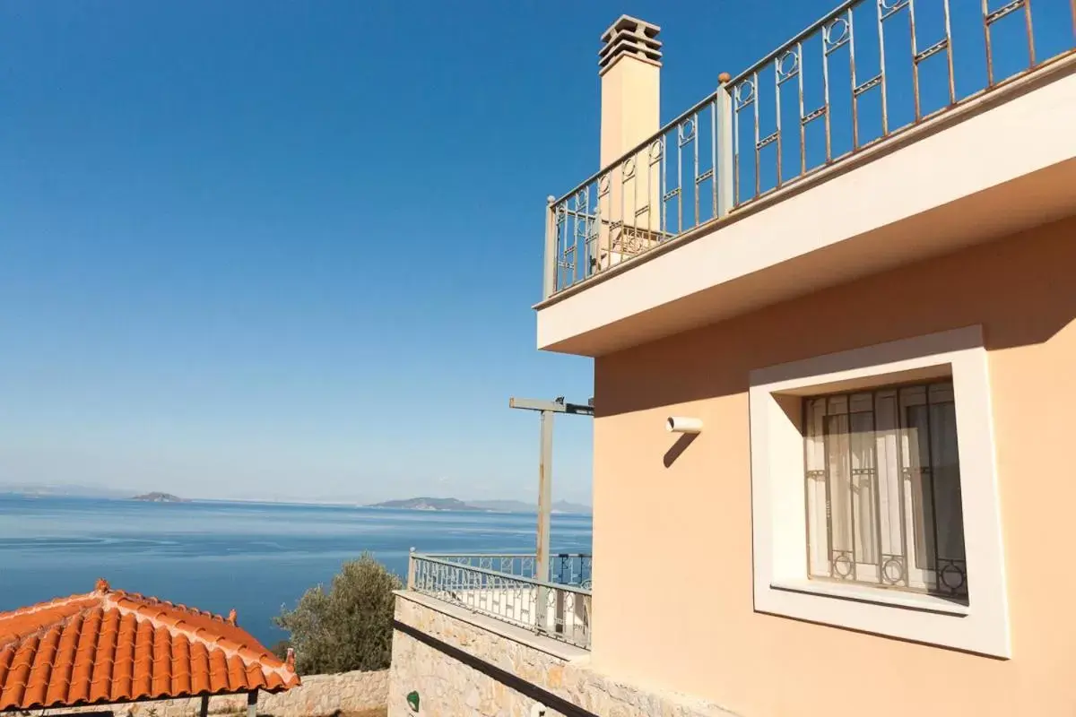 Bird's eye view, Balcony/Terrace in Epidavros Seascape