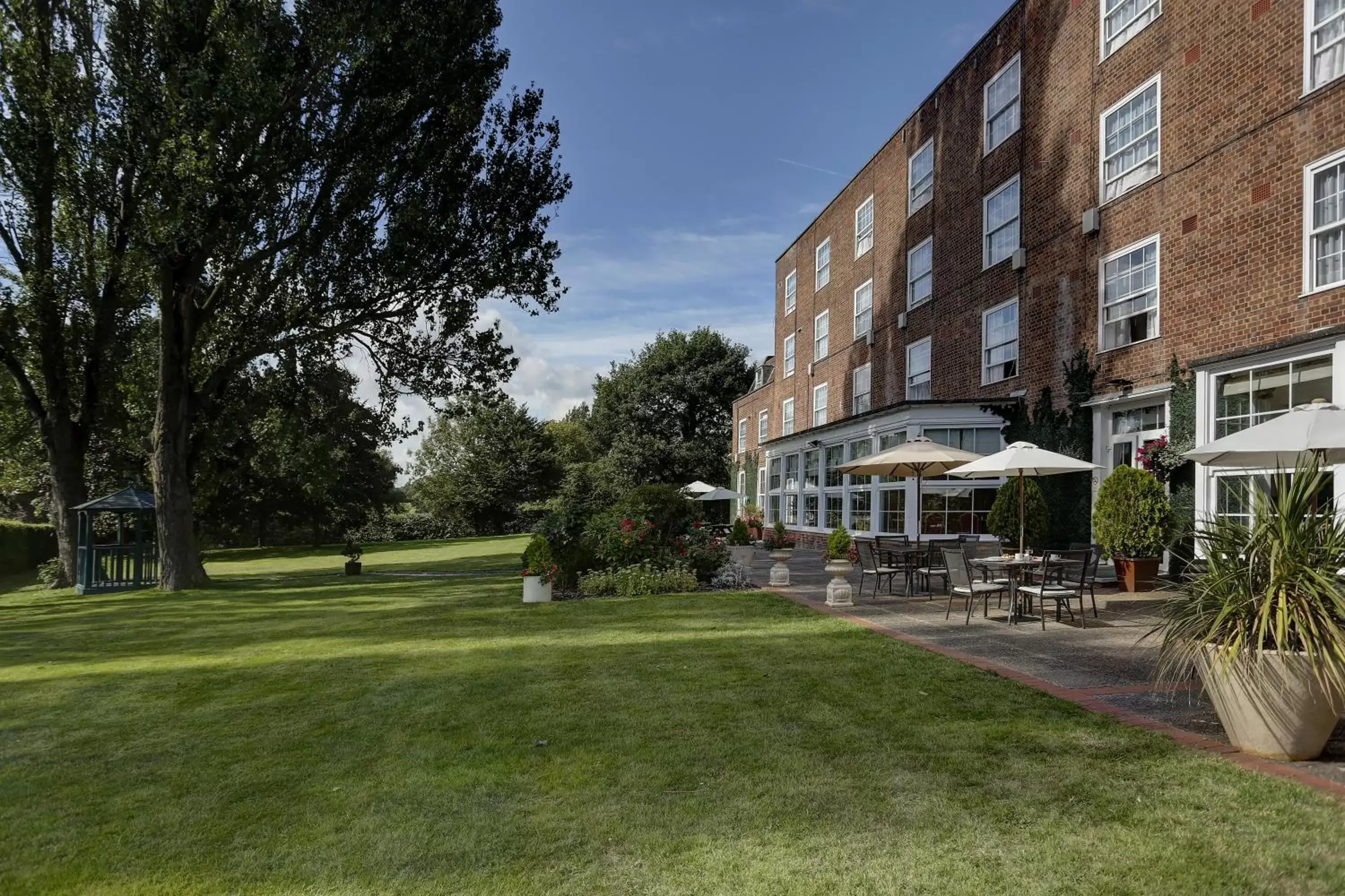 Property Building in Best Western Homestead Court Hotel