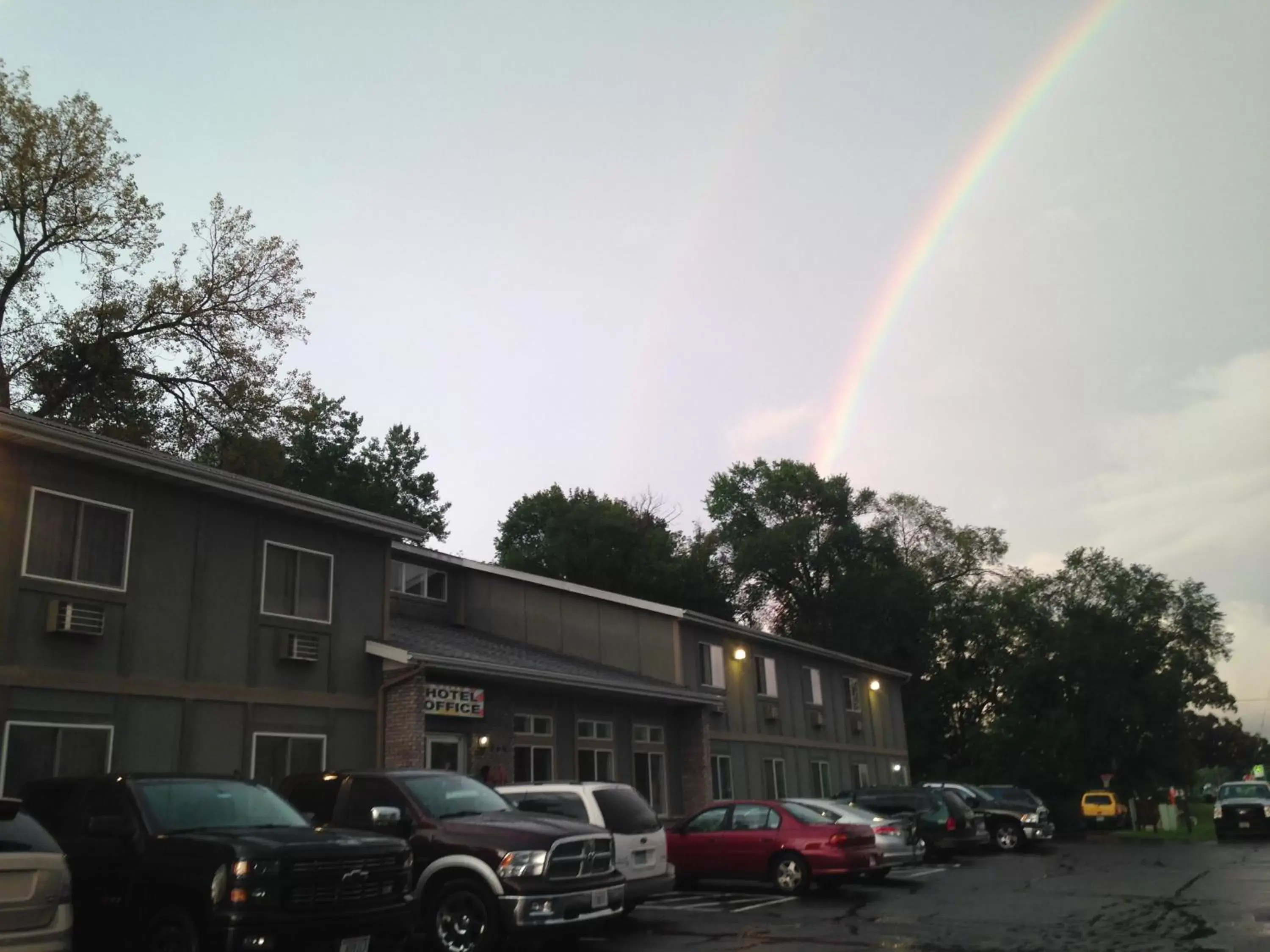 Property Building in SunRise Inn Hotel