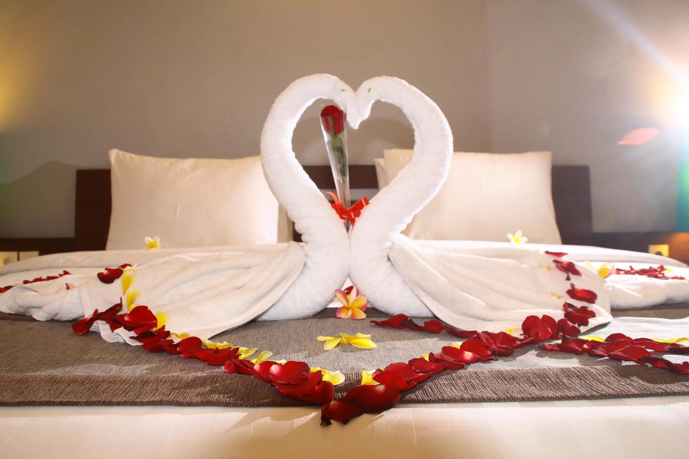 Decorative detail, Bed in Royal Regantris Kuta