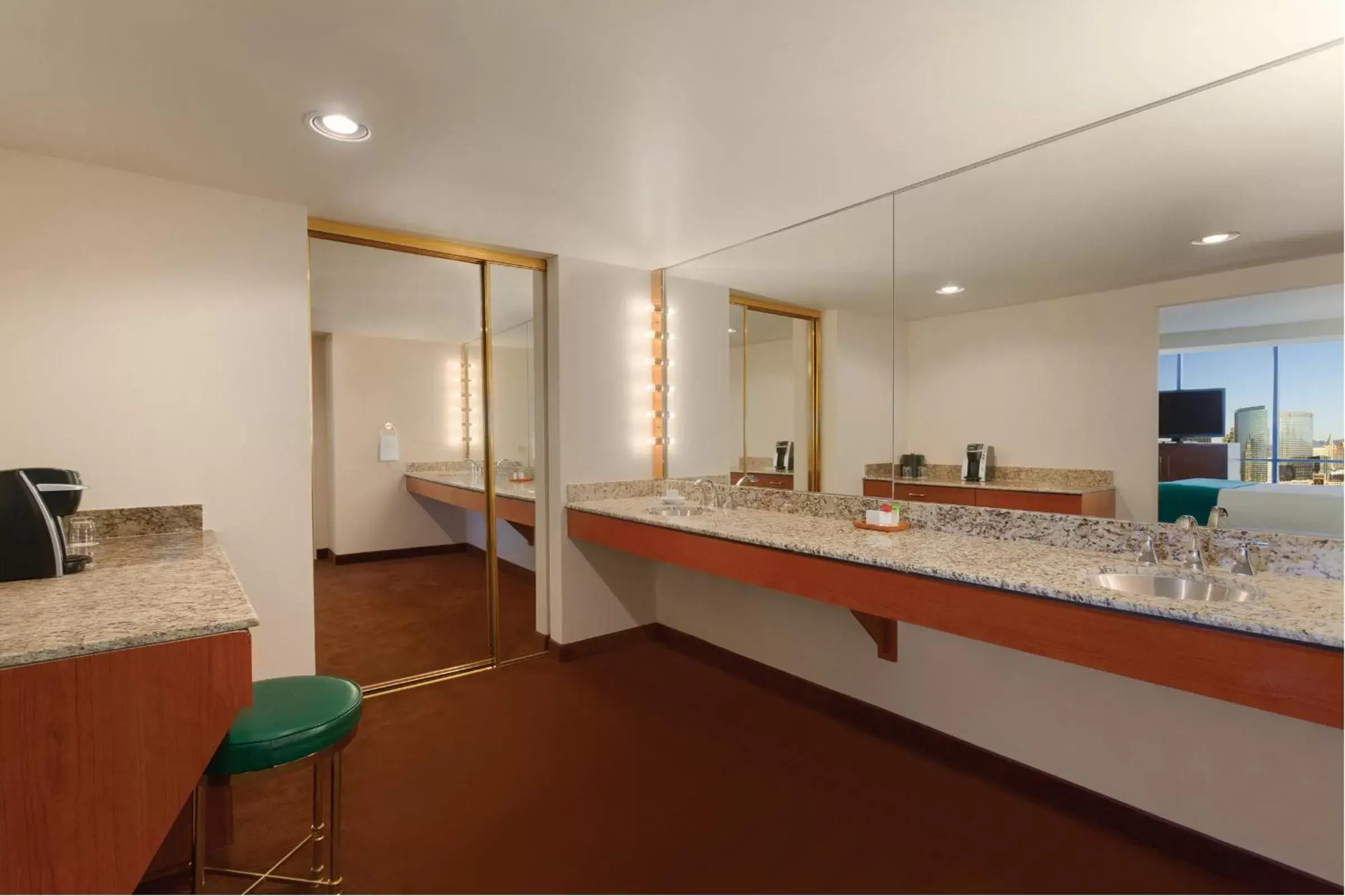 Shower, Bathroom in Rio All-Suite Hotel & Casino