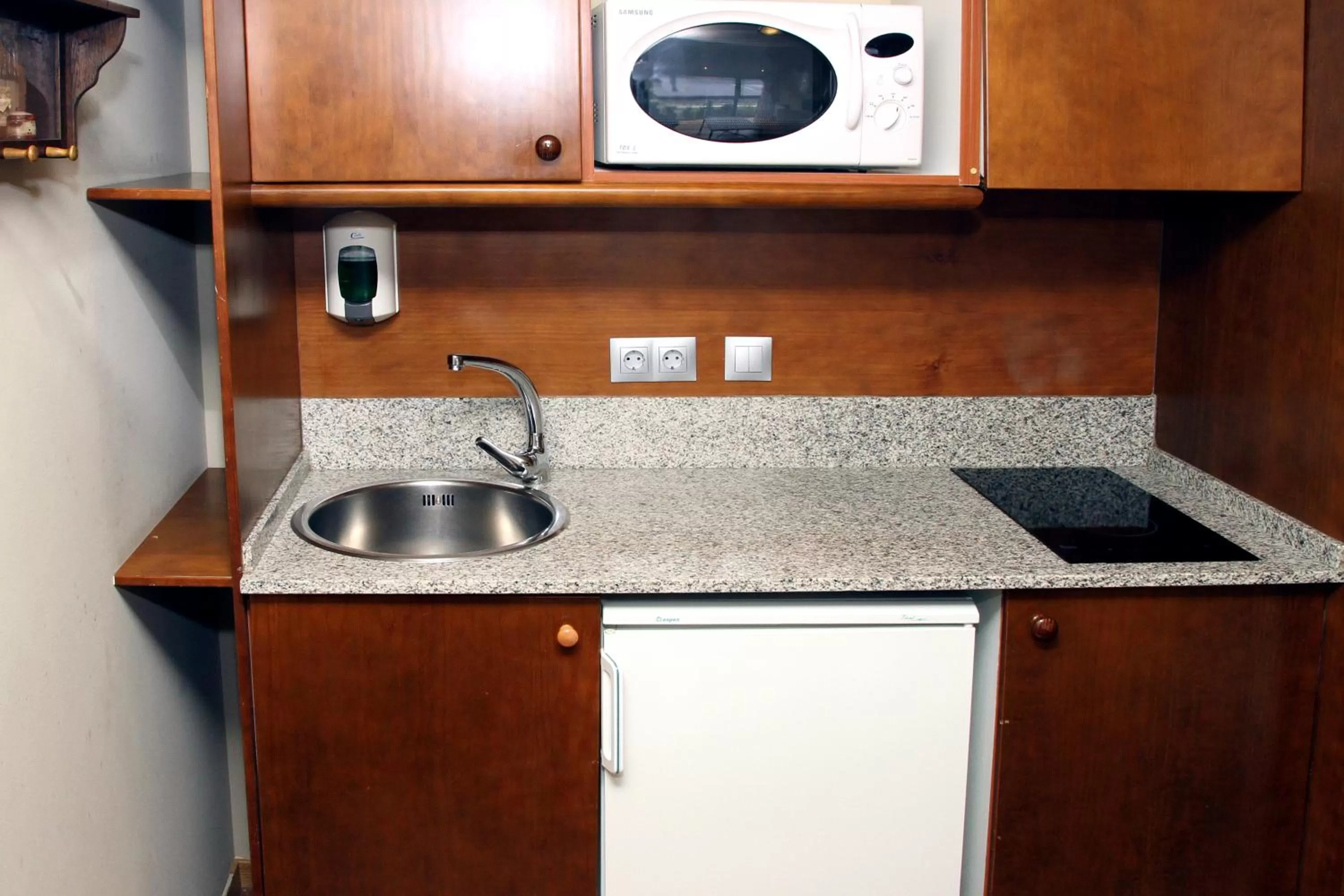 Aparthotel La Vall Blanca