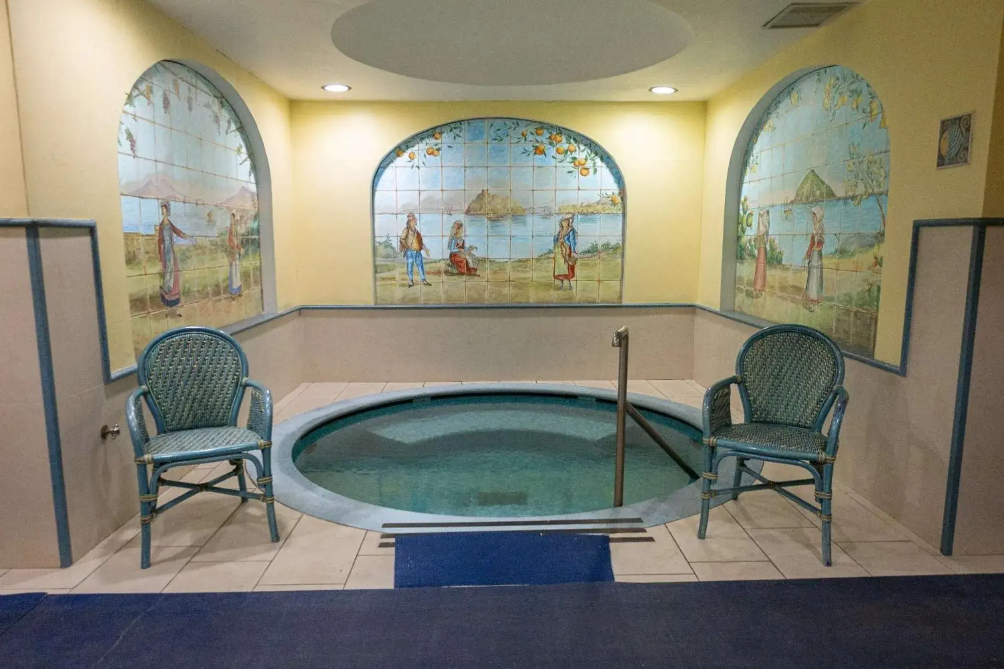 Hot Tub, Swimming Pool in Hotel Royal Terme