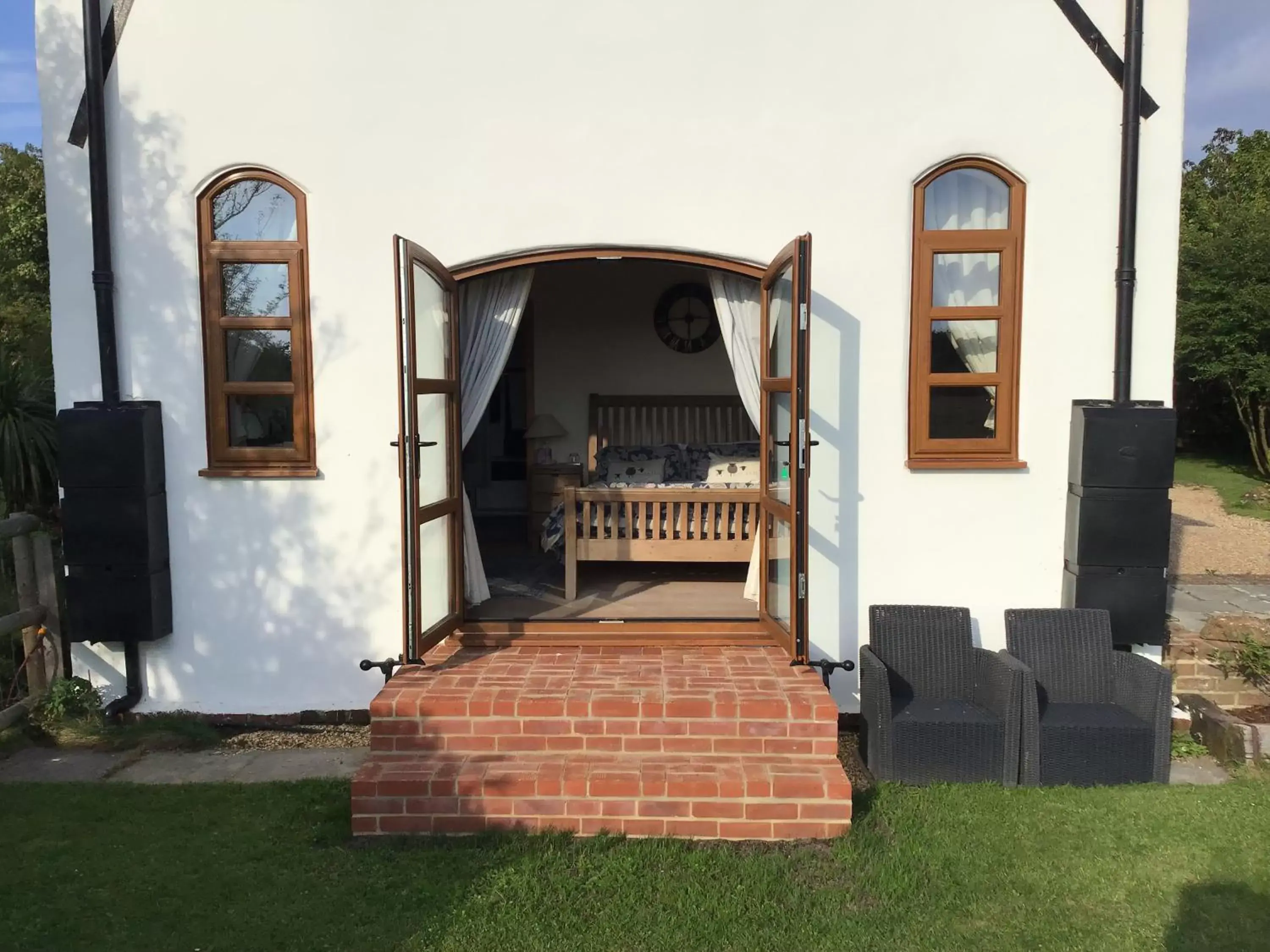 Garden, Property Building in Old Chapel Forge