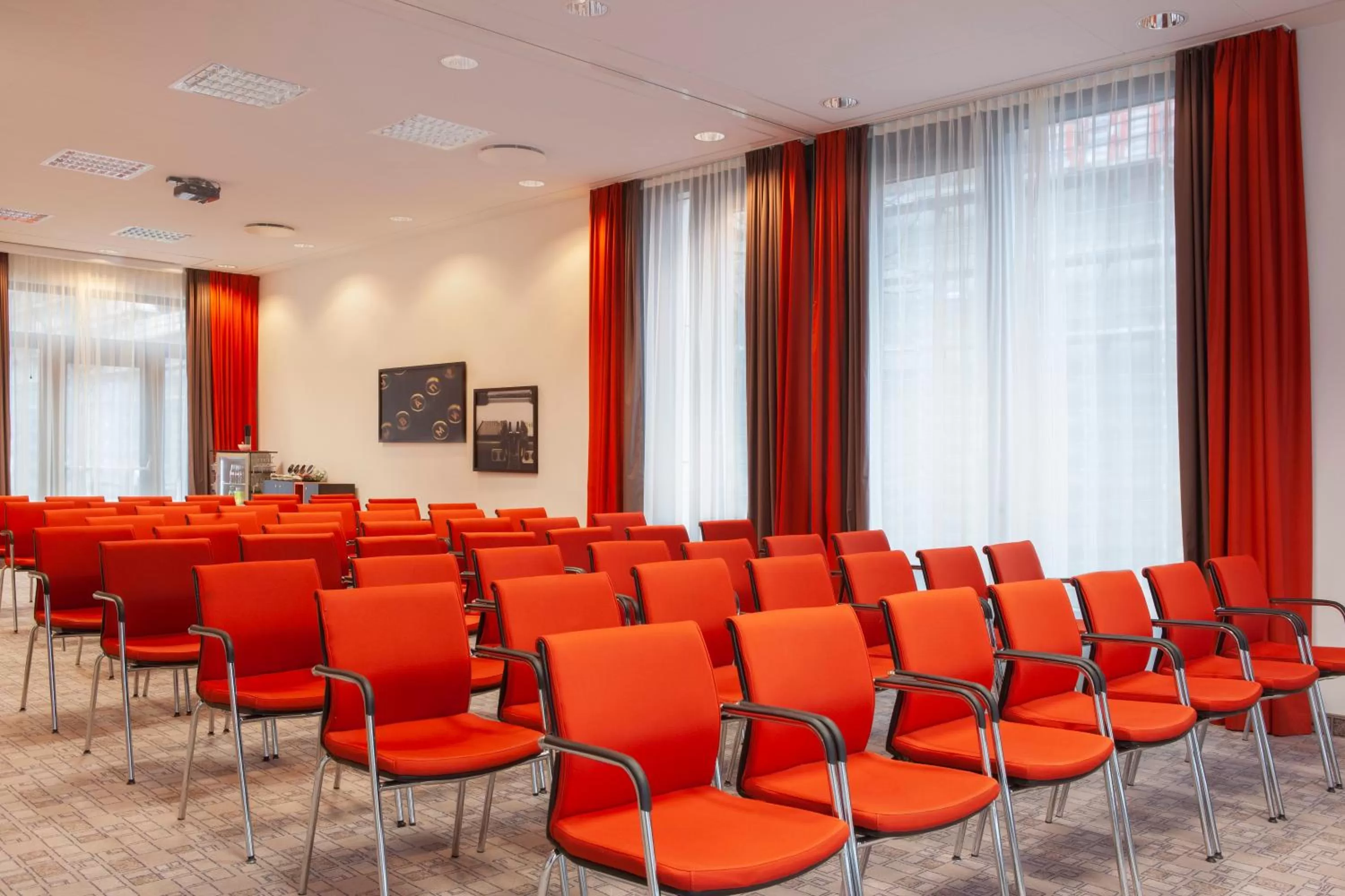 Meeting/conference room in Holiday Inn Berlin City East Side by IHG