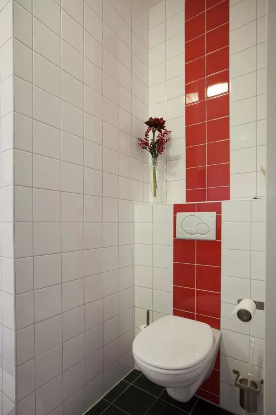 Toilet, Bathroom in Bed & Breakfast De Raetskamer