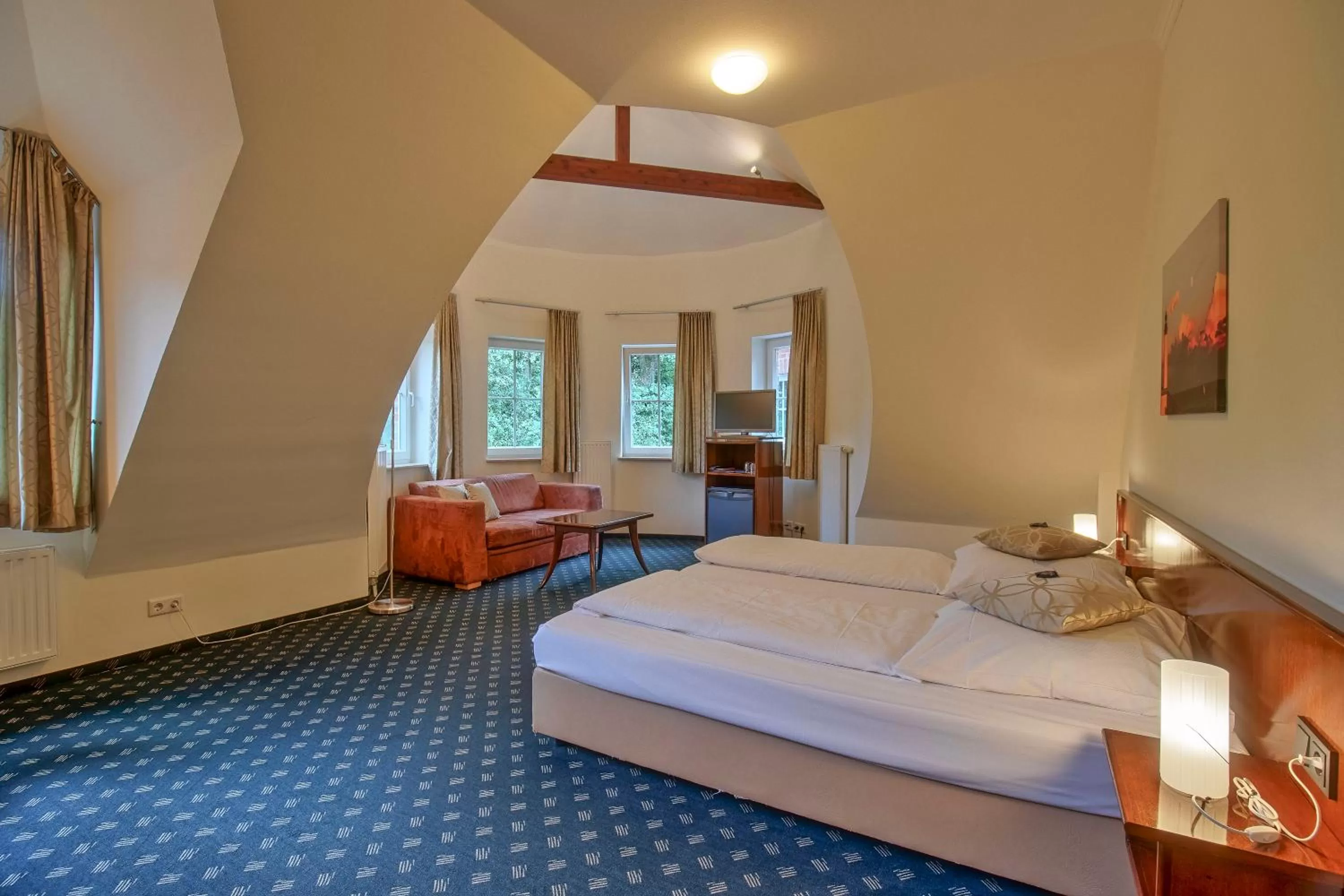 Photo of the whole room, Bed in Hotel Worpsweder Tor
