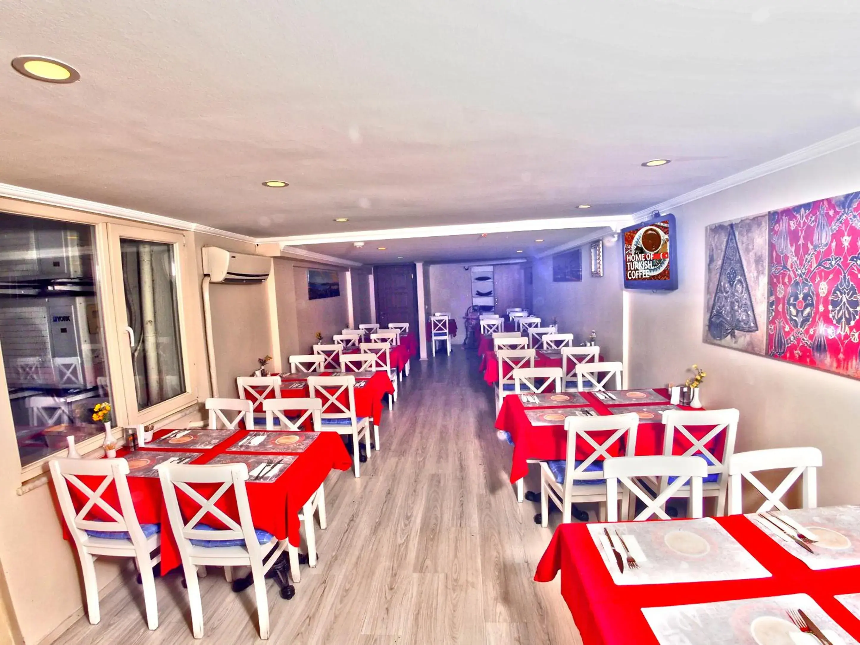 Restaurant/Places to Eat in Marmara Deluxe Hotel