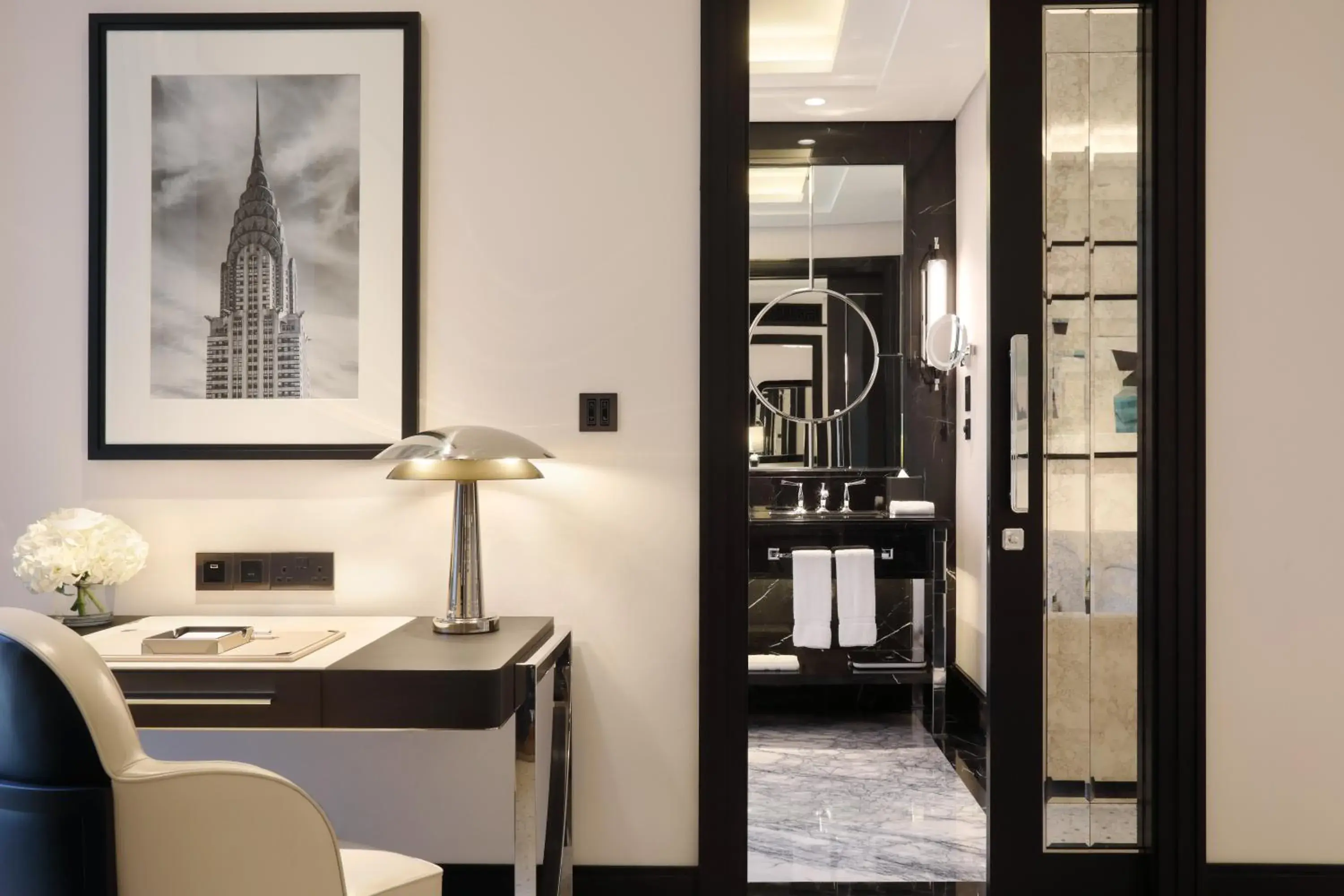 Club Queen Room with Two Queen Beds in Waldorf Astoria Doha West Bay Club Queen Room with Two Queen Beds in Waldorf Astoria Doha West Bay